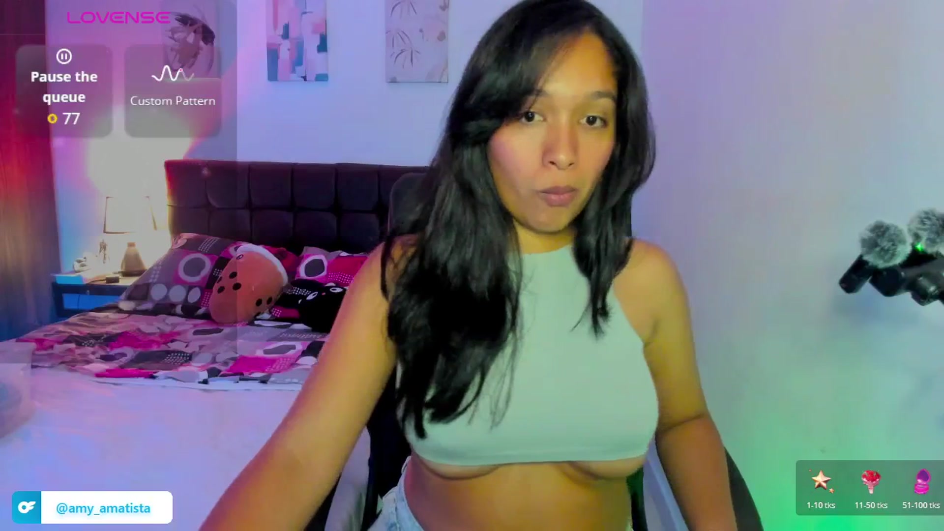 Gallery image thumbnail from Sexy_latina69's myfreecams stream on, 03/23/2026, 07:43 image 9 of 20
