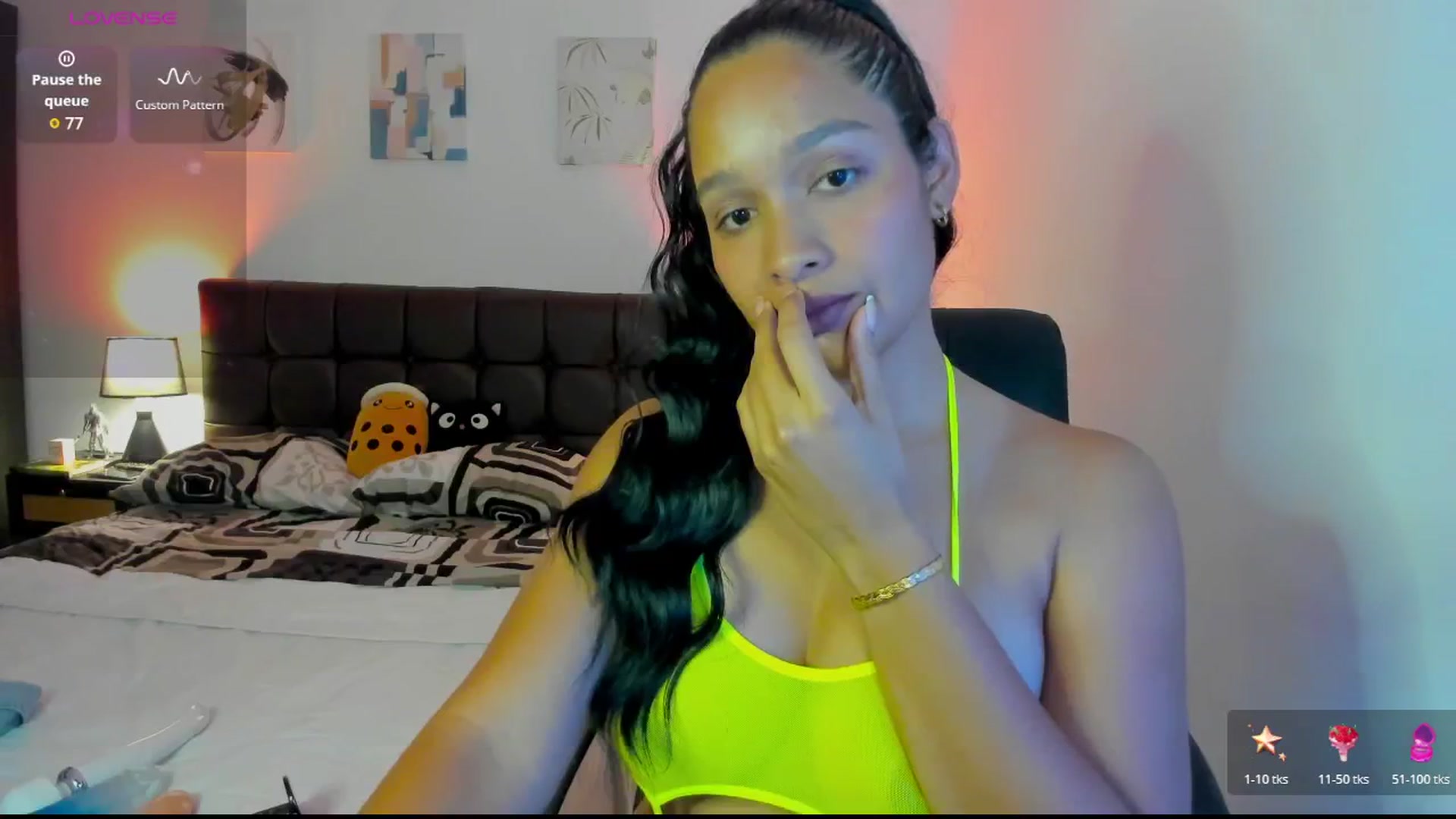 Gallery image thumbnail from Sexy_latina69's myfreecams stream on, 04/08/2026, 07:27 image 10 of 20