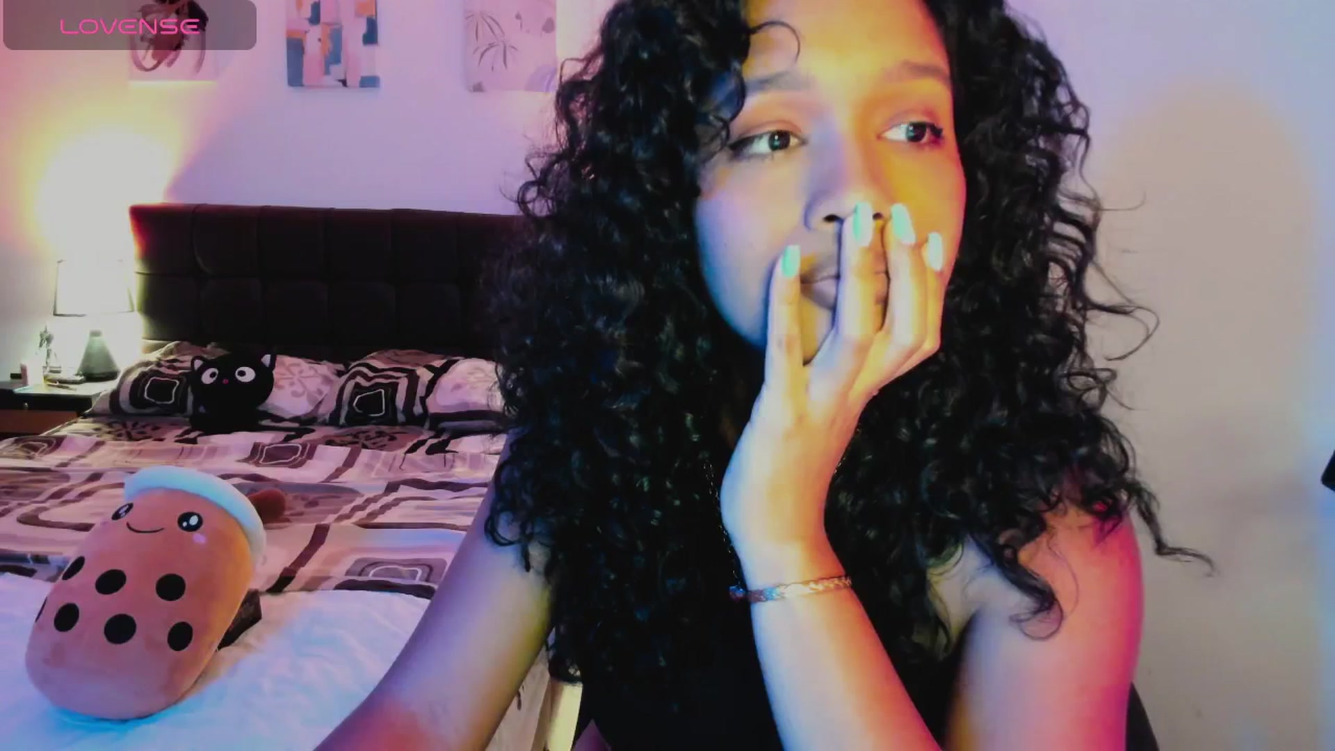 Gallery image thumbnail from Sexy_latina69's myfreecams stream on, 04/13/2026, 06:37 image 5 of 20