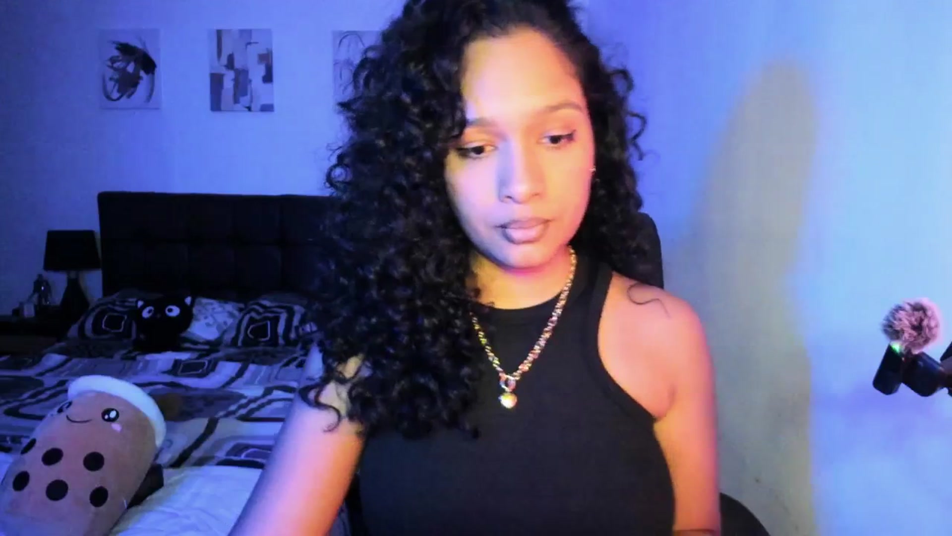 Gallery image thumbnail from Sexy_latina69's myfreecams stream on, 04/13/2026, 06:37 image 19 of 20