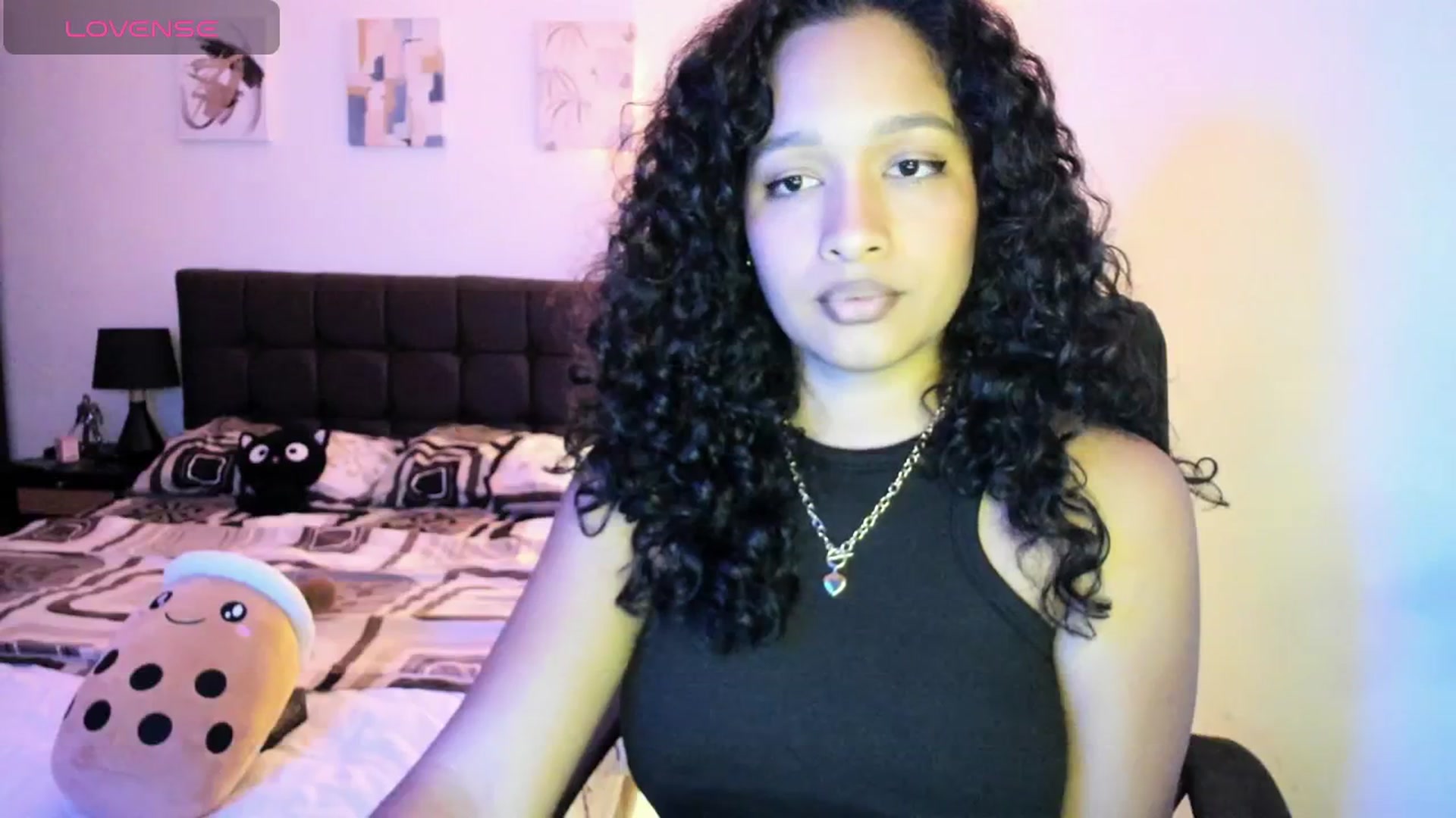 Gallery image thumbnail from Sexy_latina69's myfreecams stream on, 04/13/2026, 06:37 image 8 of 20