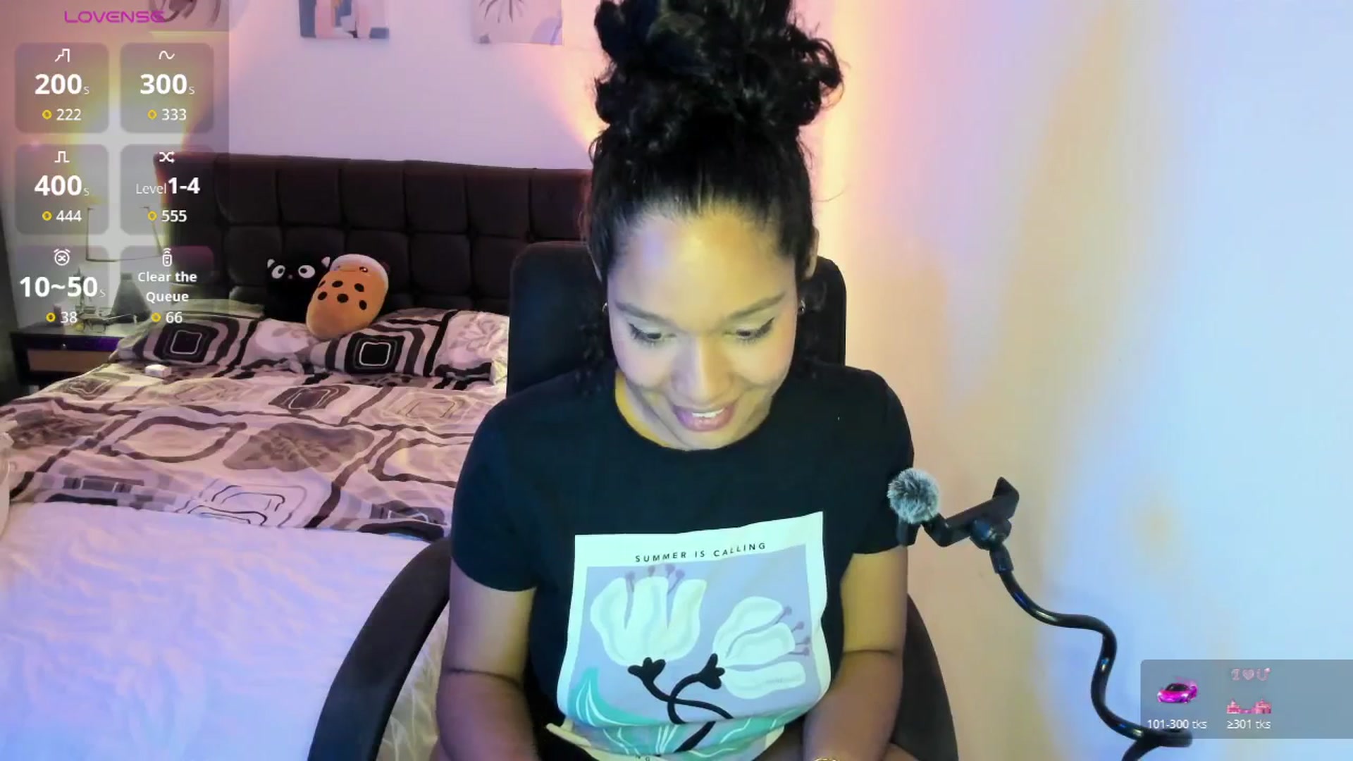Gallery image thumbnail from Sexy_latina69's myfreecams stream on, 04/15/2026, 07:20 image 6 of 20
