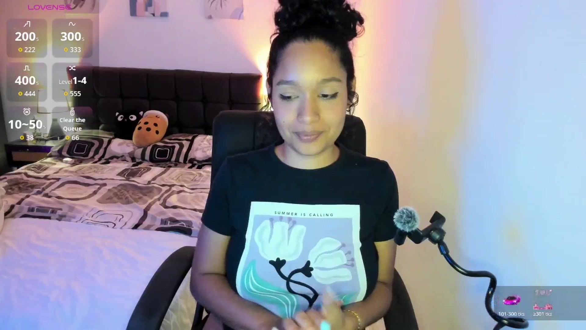 Gallery image thumbnail from Sexy_latina69's myfreecams stream on, 04/15/2026, 07:20 image 16 of 20