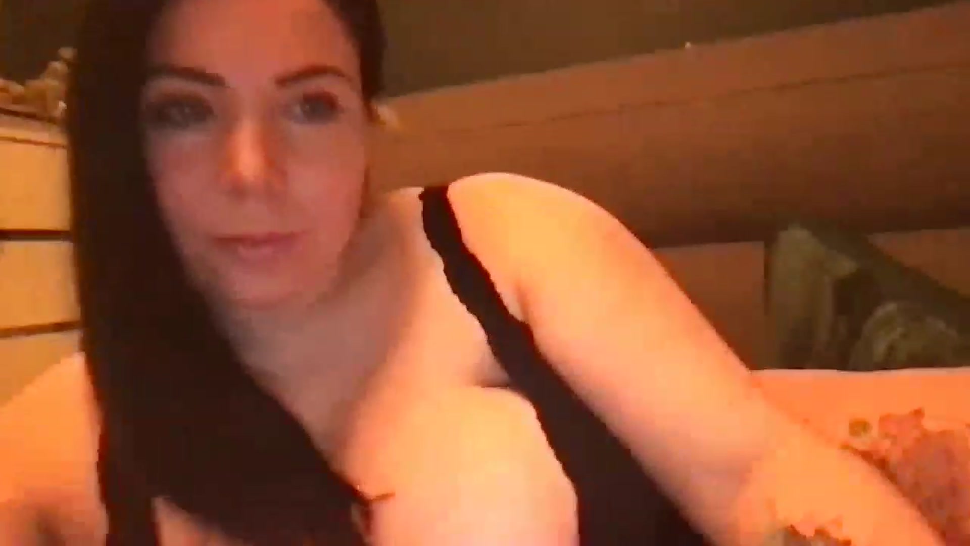 Gallery image thumbnail from Sexybijen's myfreecams stream on, 03/08/2023, 20:31 image 7 of 20