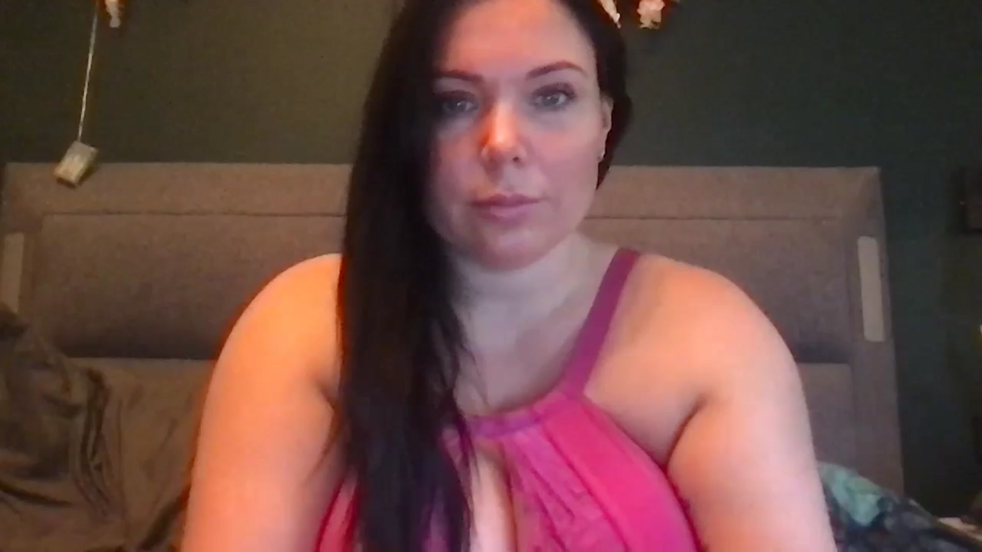 Gallery image thumbnail from Sexybijen's myfreecams stream on, 09/18/2023, 11:52 image 1 of 20