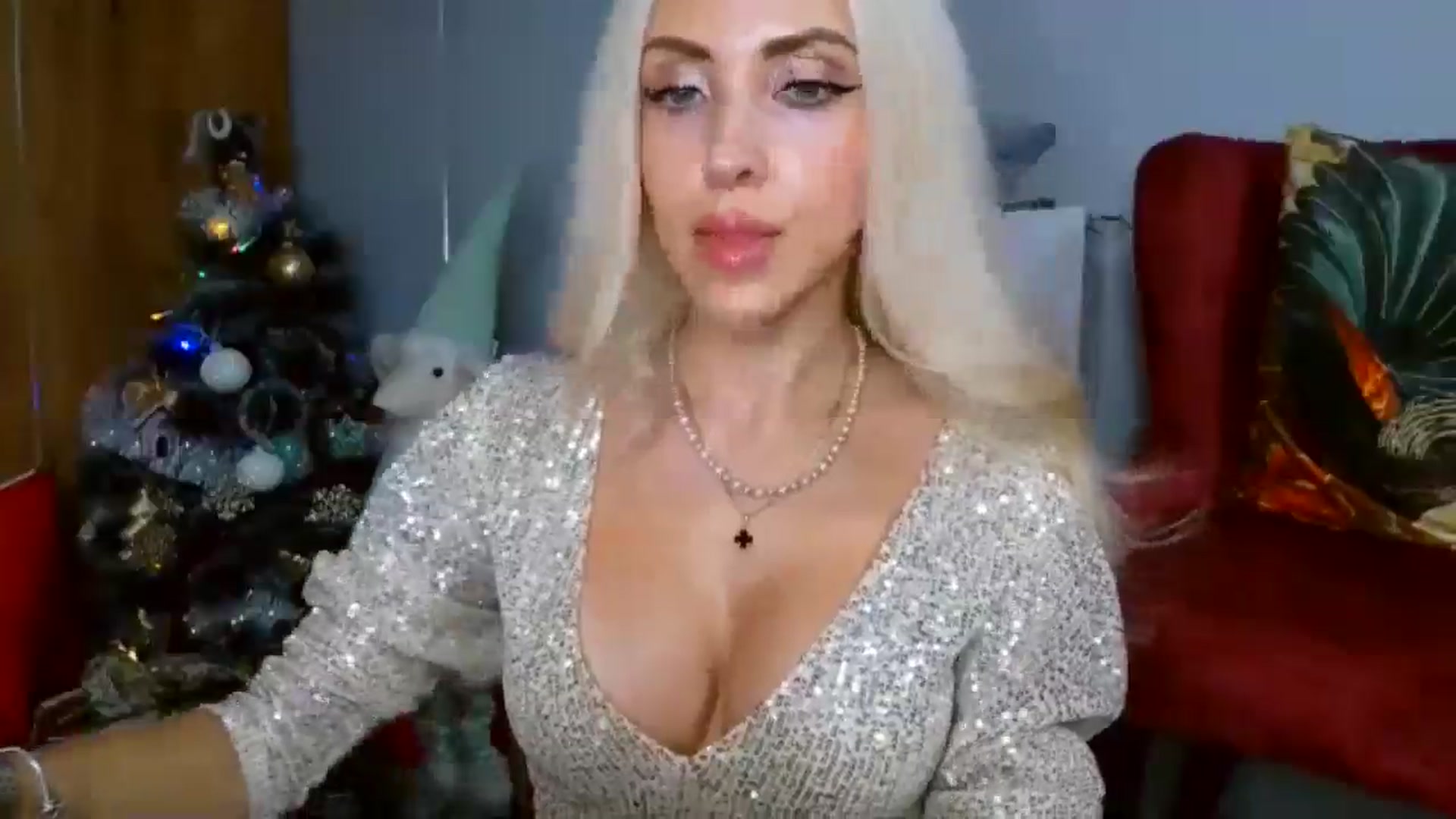 Gallery image thumbnail from Sexyblondi's myfreecams stream on, 12/31/2025, 19:14 image 6 of 20