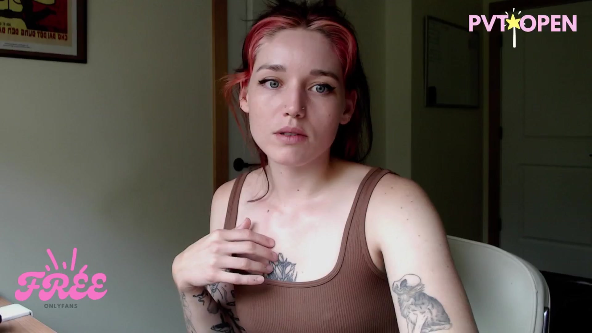 Gallery image thumbnail from Sexyblue2000's myfreecams stream on, 07/28/2025, 17:30 image 2 of 20