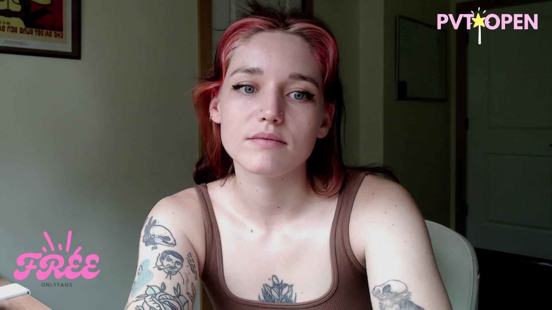 Gallery image thumbnail from Sexyblue2000's myfreecams stream on, 07/28/2025, 17:30 image 6 of 20
