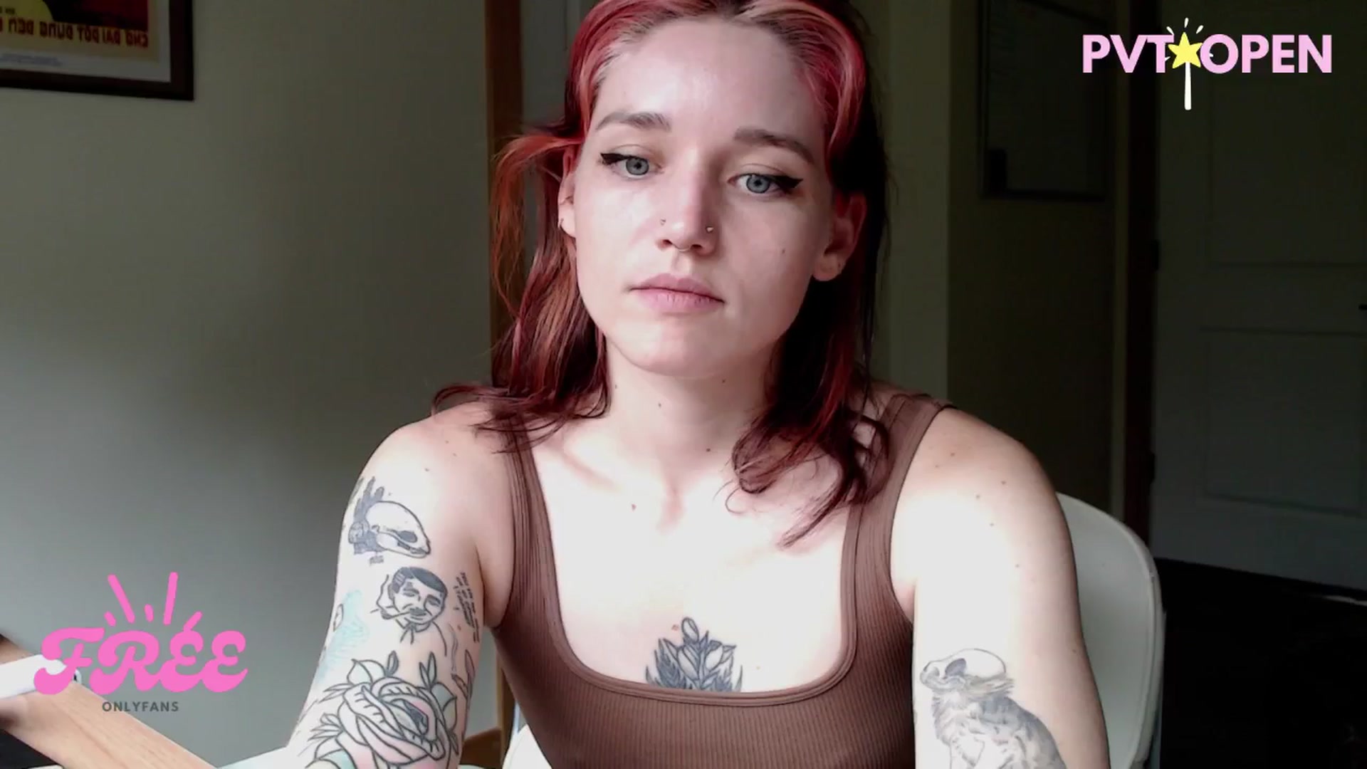 Gallery image thumbnail from Sexyblue2000's myfreecams stream on, 07/28/2025, 17:30 image 20 of 20