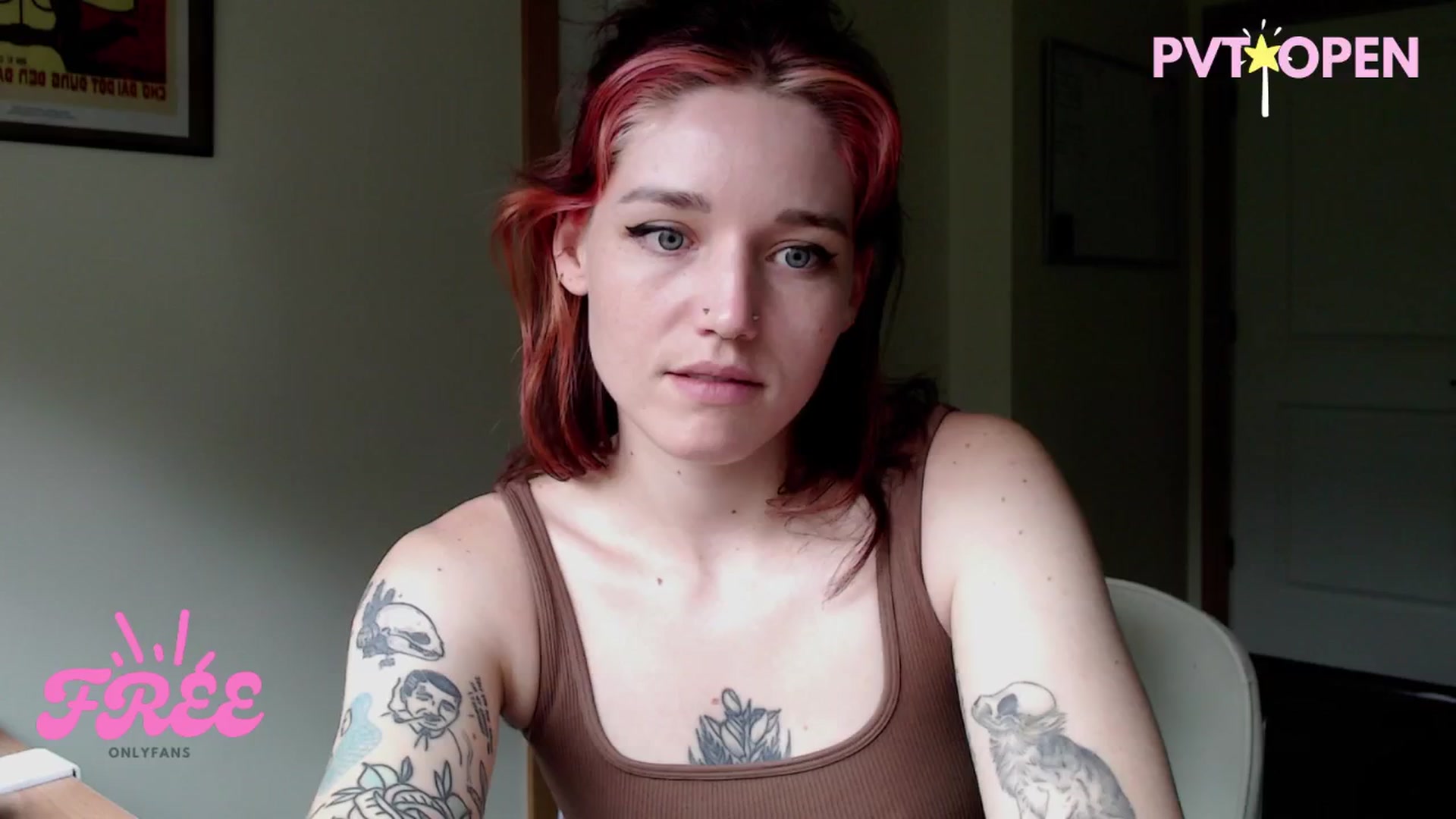 Gallery image thumbnail from Sexyblue2000's myfreecams stream on, 07/28/2025, 17:30 image 15 of 20