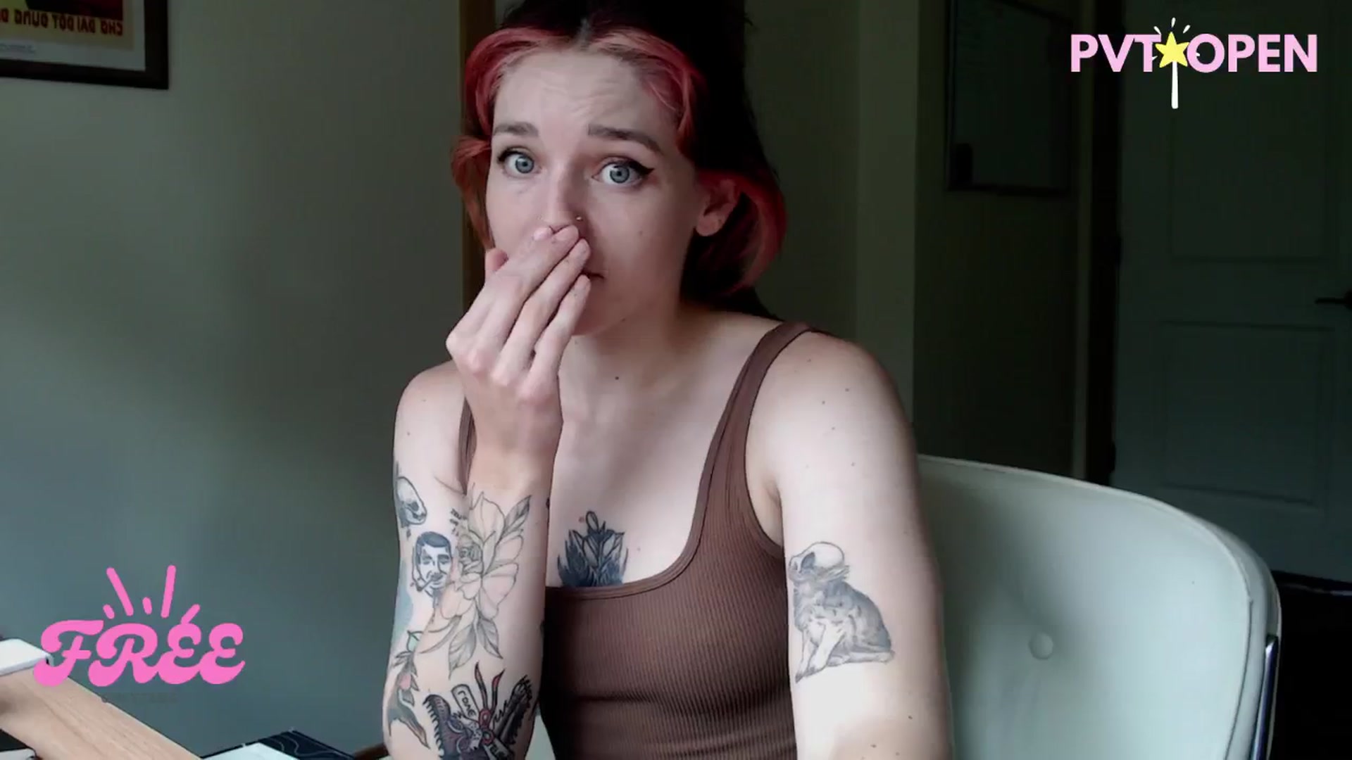 Gallery image thumbnail from Sexyblue2000's myfreecams stream on, 07/28/2025, 19:24 image 8 of 20