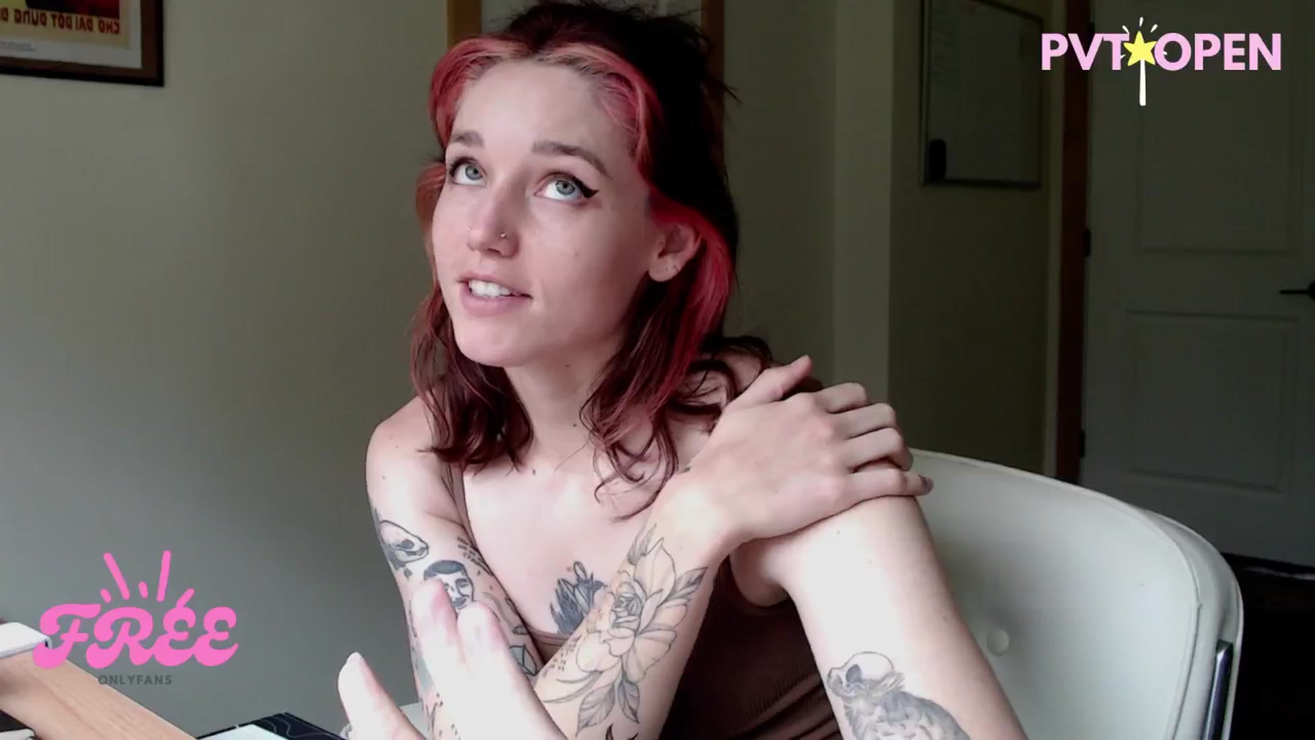 Gallery image thumbnail from Sexyblue2000's myfreecams stream on, 07/28/2025, 19:24 image 5 of 20