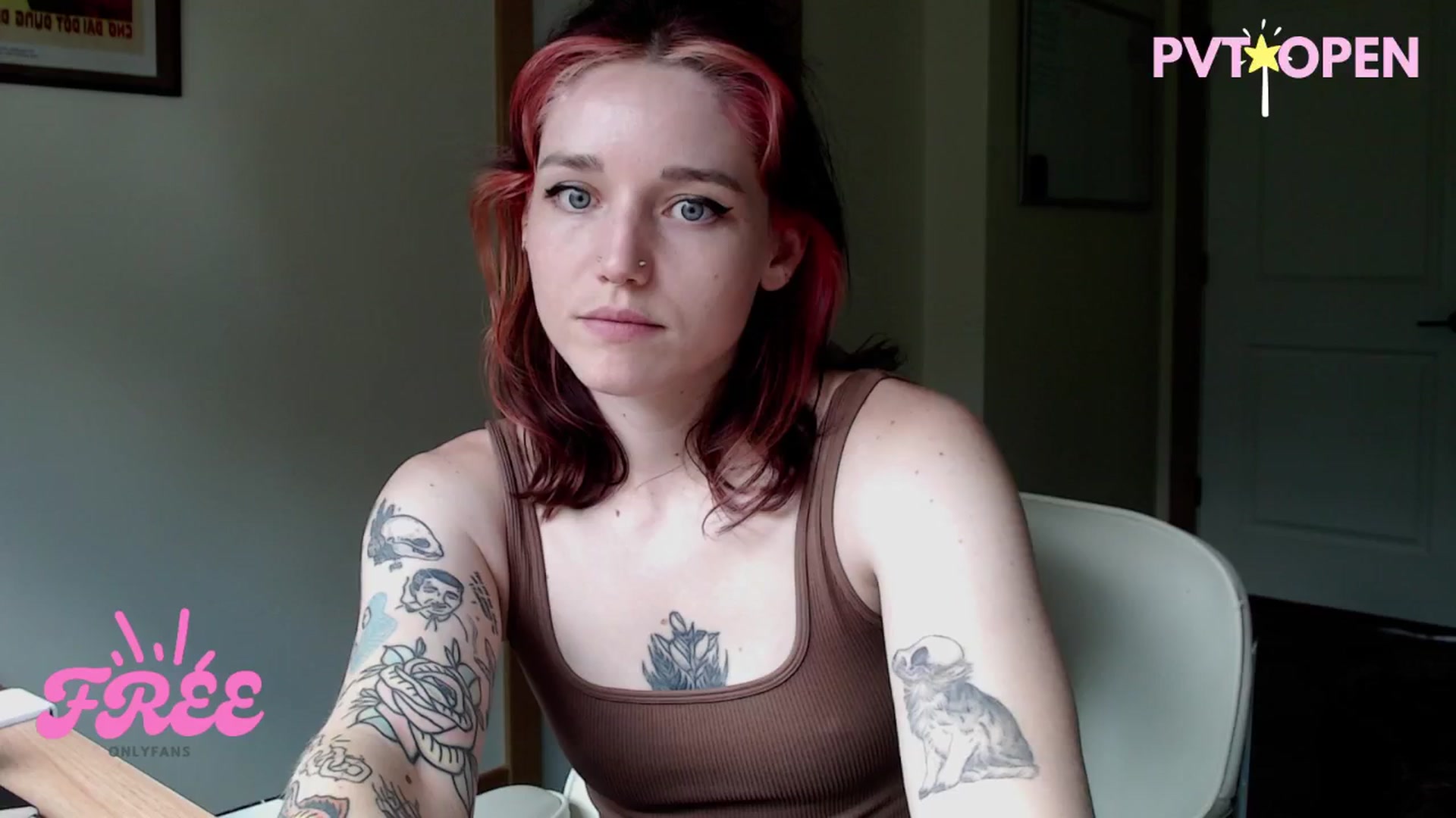Gallery image thumbnail from Sexyblue2000's myfreecams stream on, 07/28/2025, 19:24 image 7 of 20