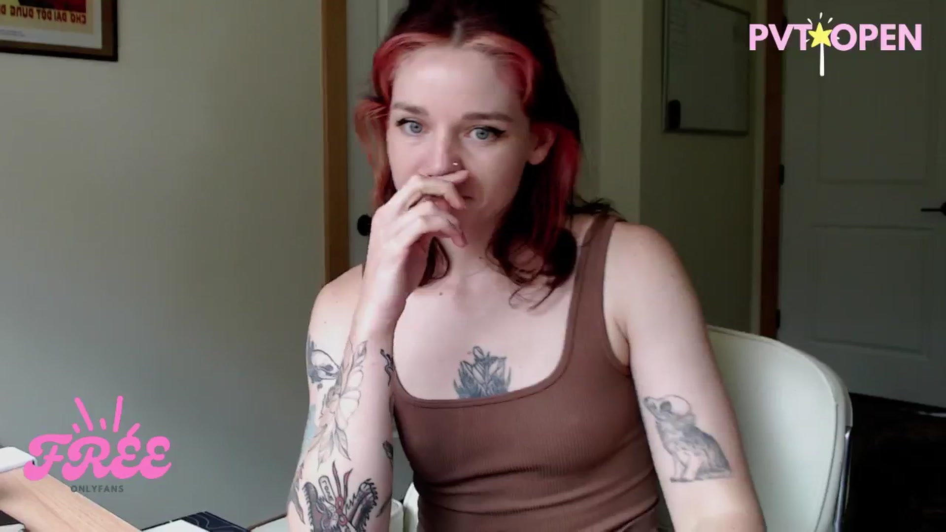 Gallery image thumbnail from Sexyblue2000's myfreecams stream on, 07/28/2025, 19:24 image 6 of 20