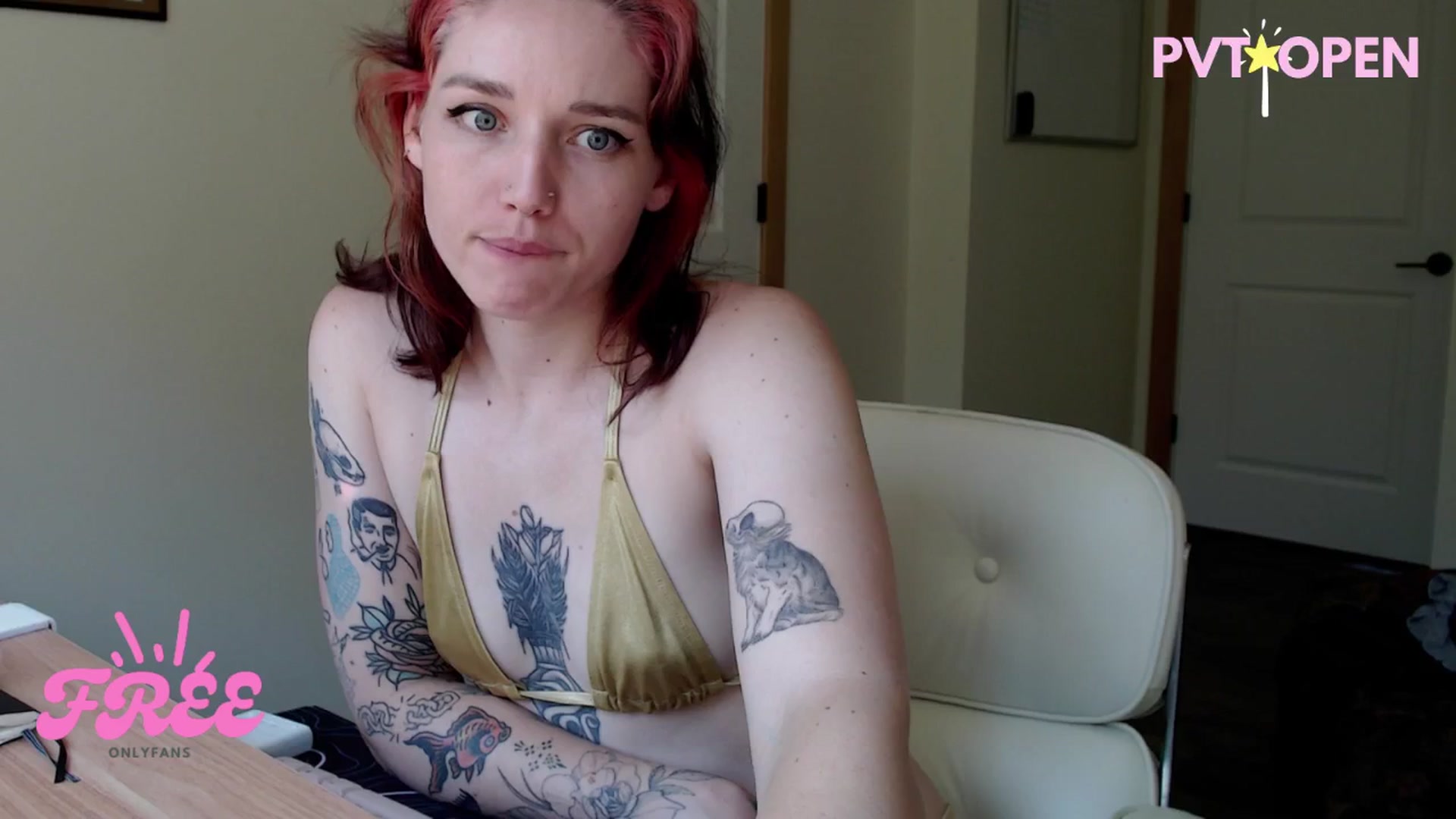 Gallery image thumbnail from Sexyblue2000's myfreecams stream on, 07/28/2025, 20:10 image 19 of 20