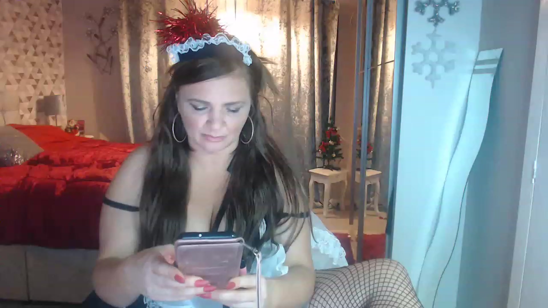 Gallery image thumbnail from Sexychicxxx's myfreecams stream on, 12/20/2022, 24:57 image 15 of 20