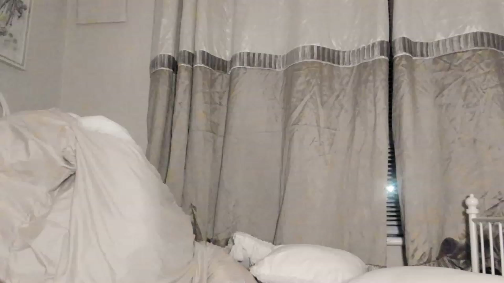 Gallery image thumbnail from Sexychicxxx's myfreecams stream on, 06/22/2023, 22:30 image 6 of 20