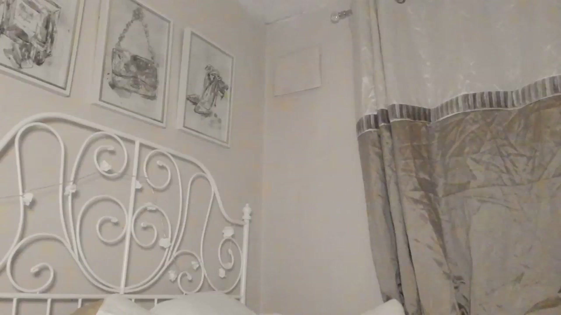 Gallery image thumbnail from Sexychicxxx's myfreecams stream on, 06/29/2023, 22:23 image 3 of 20