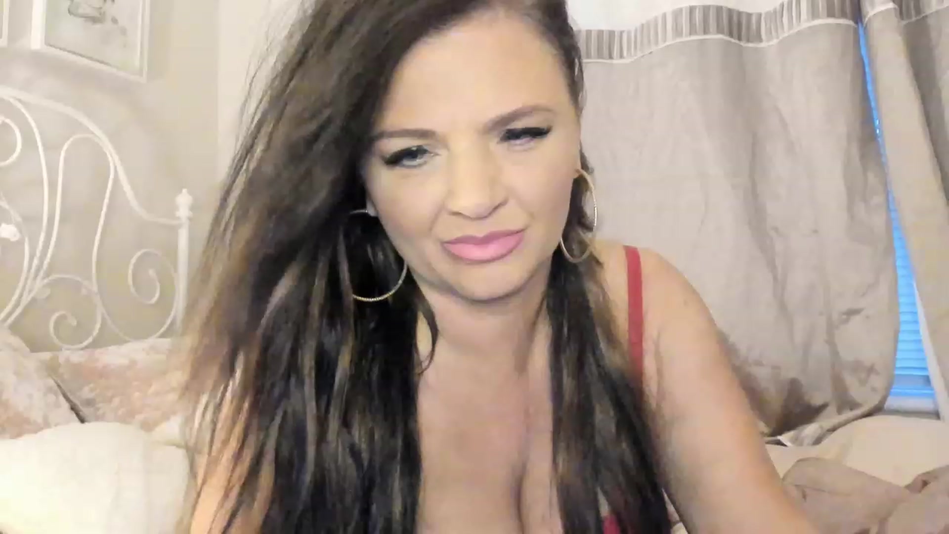 Gallery image thumbnail from Sexychicxxx's myfreecams stream on, 07/11/2023, 22:12 image 5 of 20