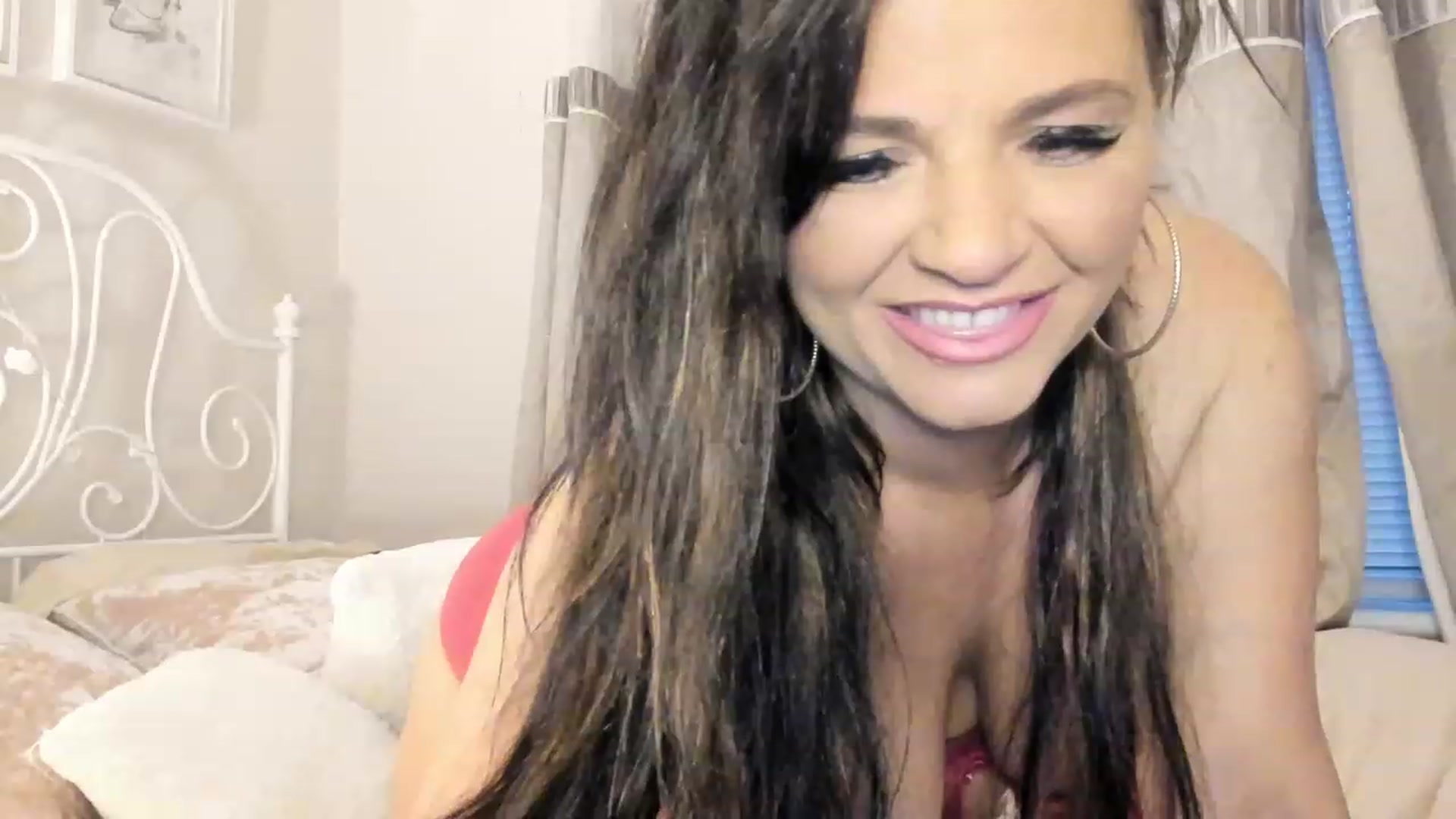 Gallery image thumbnail from Sexychicxxx's myfreecams stream on, 07/11/2023, 22:12 image 7 of 20
