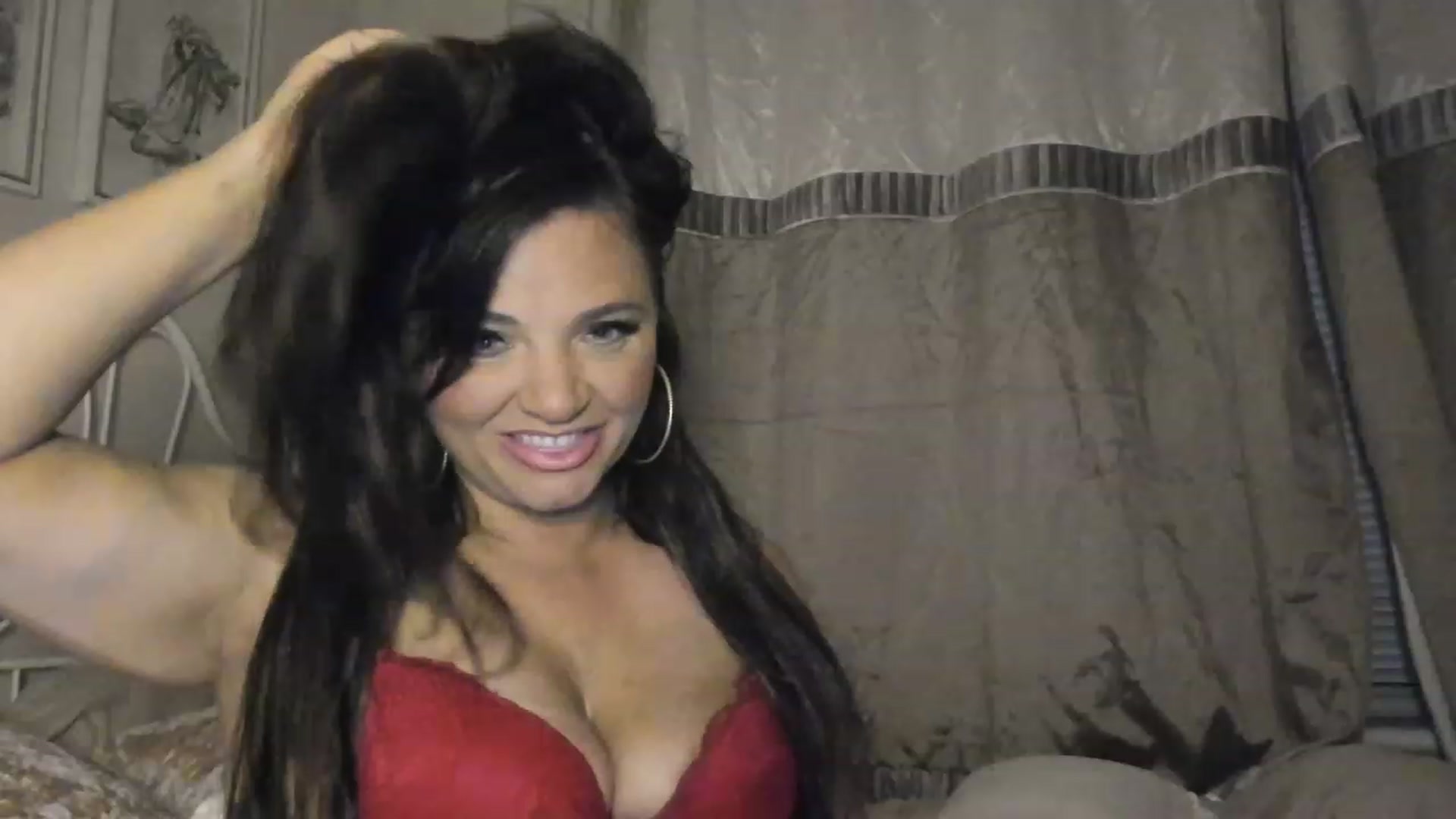 Gallery image thumbnail from Sexychicxxx's myfreecams stream on, 07/11/2023, 22:12 image 11 of 20