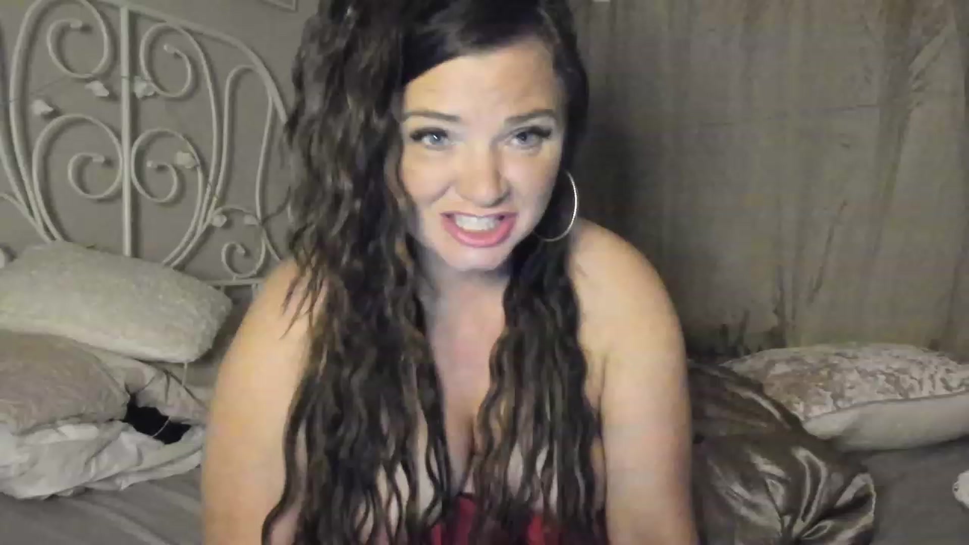 Gallery image thumbnail from Sexychicxxx's myfreecams stream on, 07/15/2023, 23:04 image 9 of 20
