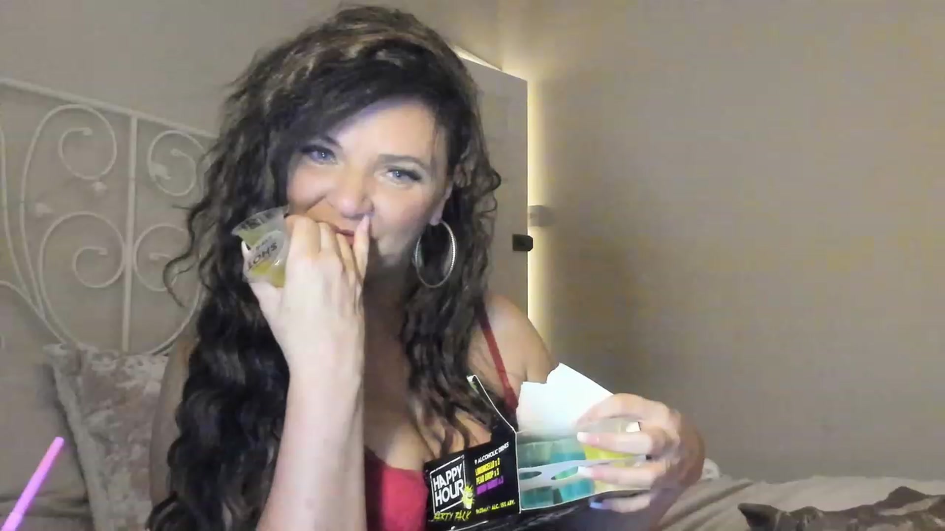 Gallery image thumbnail from Sexychicxxx's myfreecams stream on, 07/20/2023, 23:03 image 2 of 20