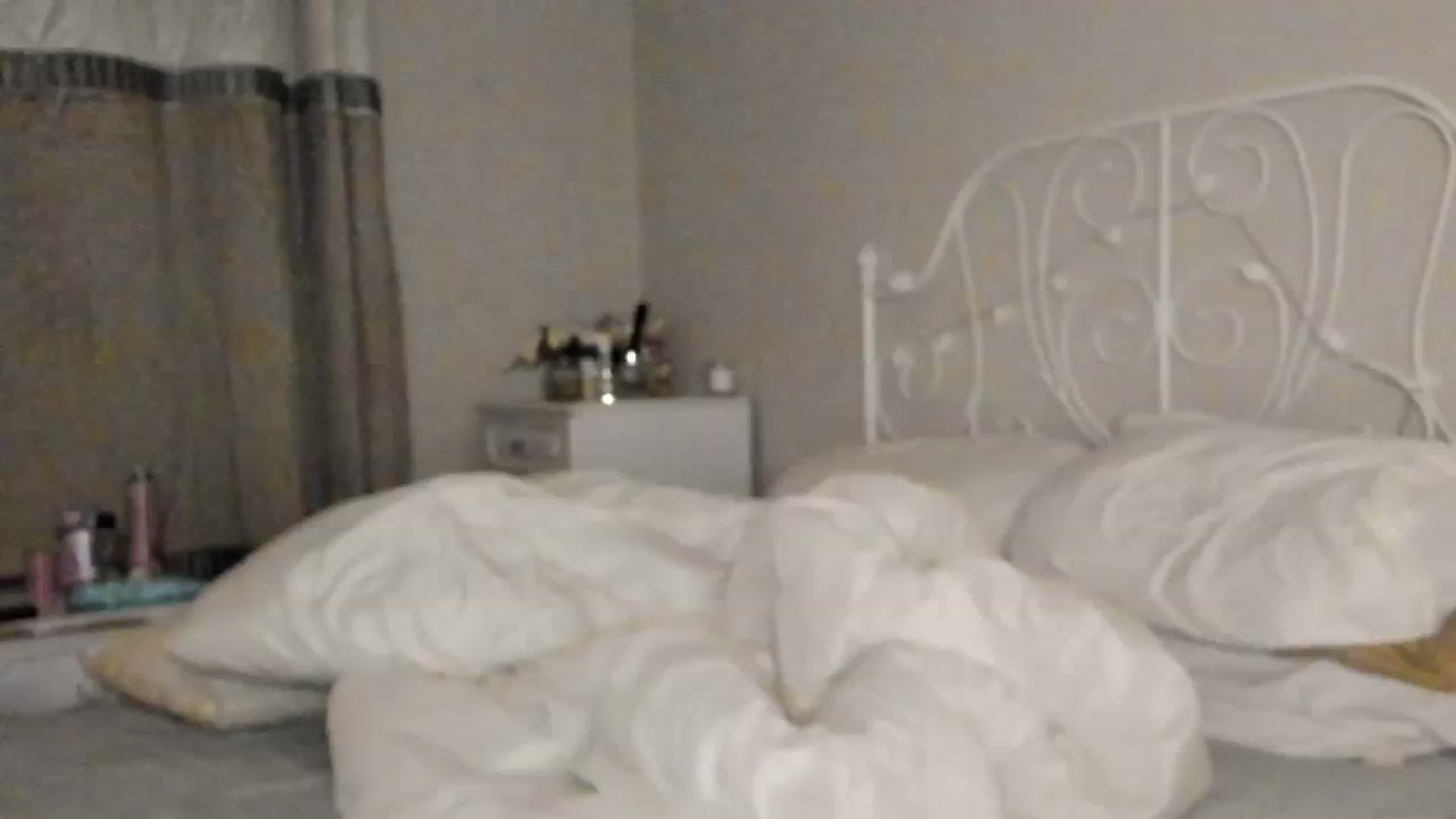 Gallery image thumbnail from Sexychicxxx's myfreecams stream on, 07/22/2023, 23:20 image 6 of 20