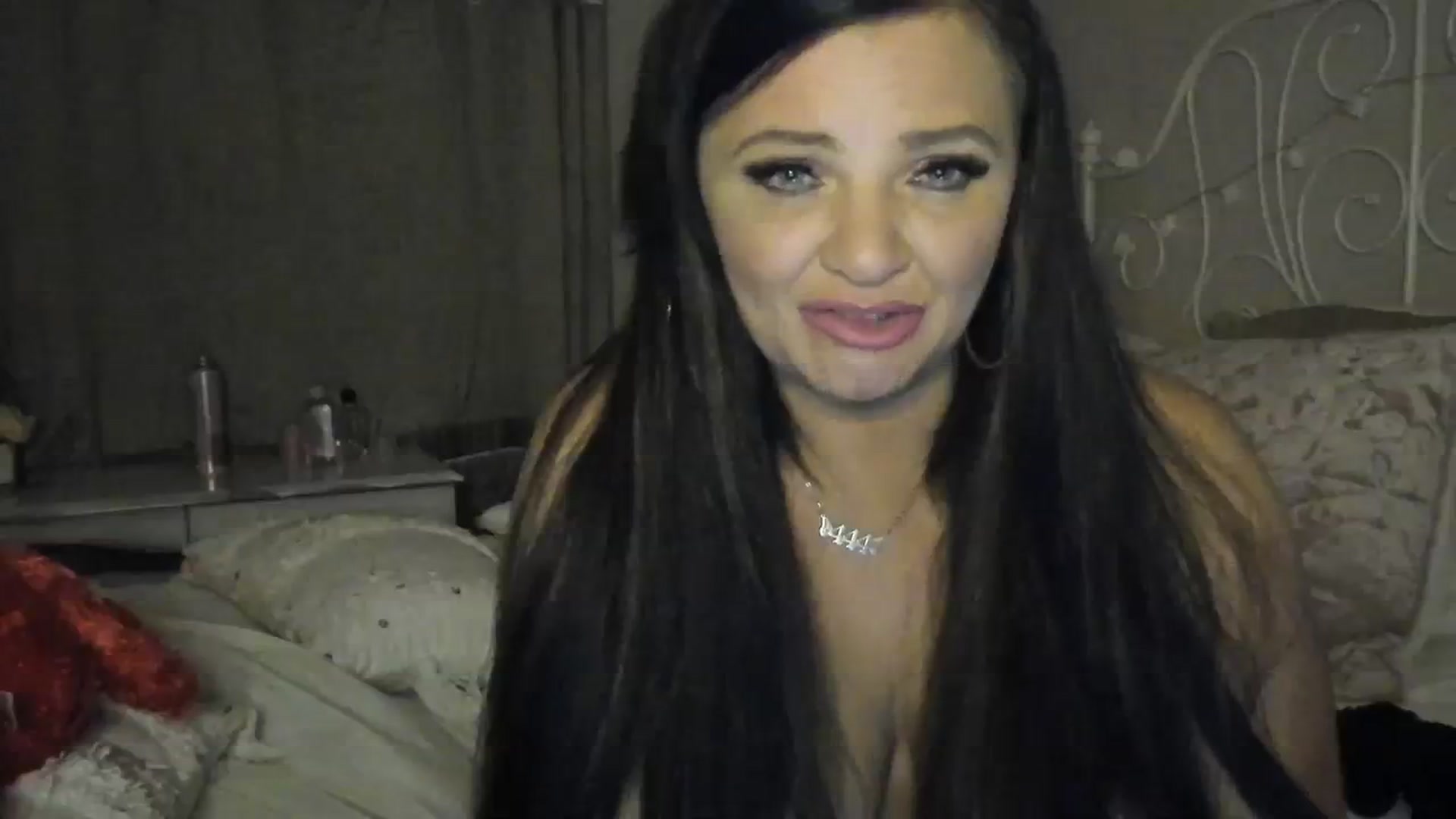 Gallery image thumbnail from Sexychicxxx's myfreecams stream on, 07/23/2023, 22:56 image 17 of 20