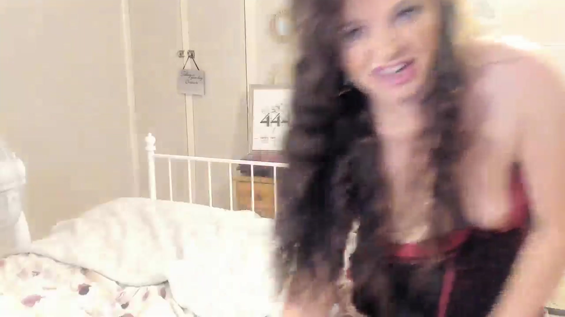 Gallery image thumbnail from Sexychicxxx's myfreecams stream on, 06/07/2024, 22:17 image 9 of 20