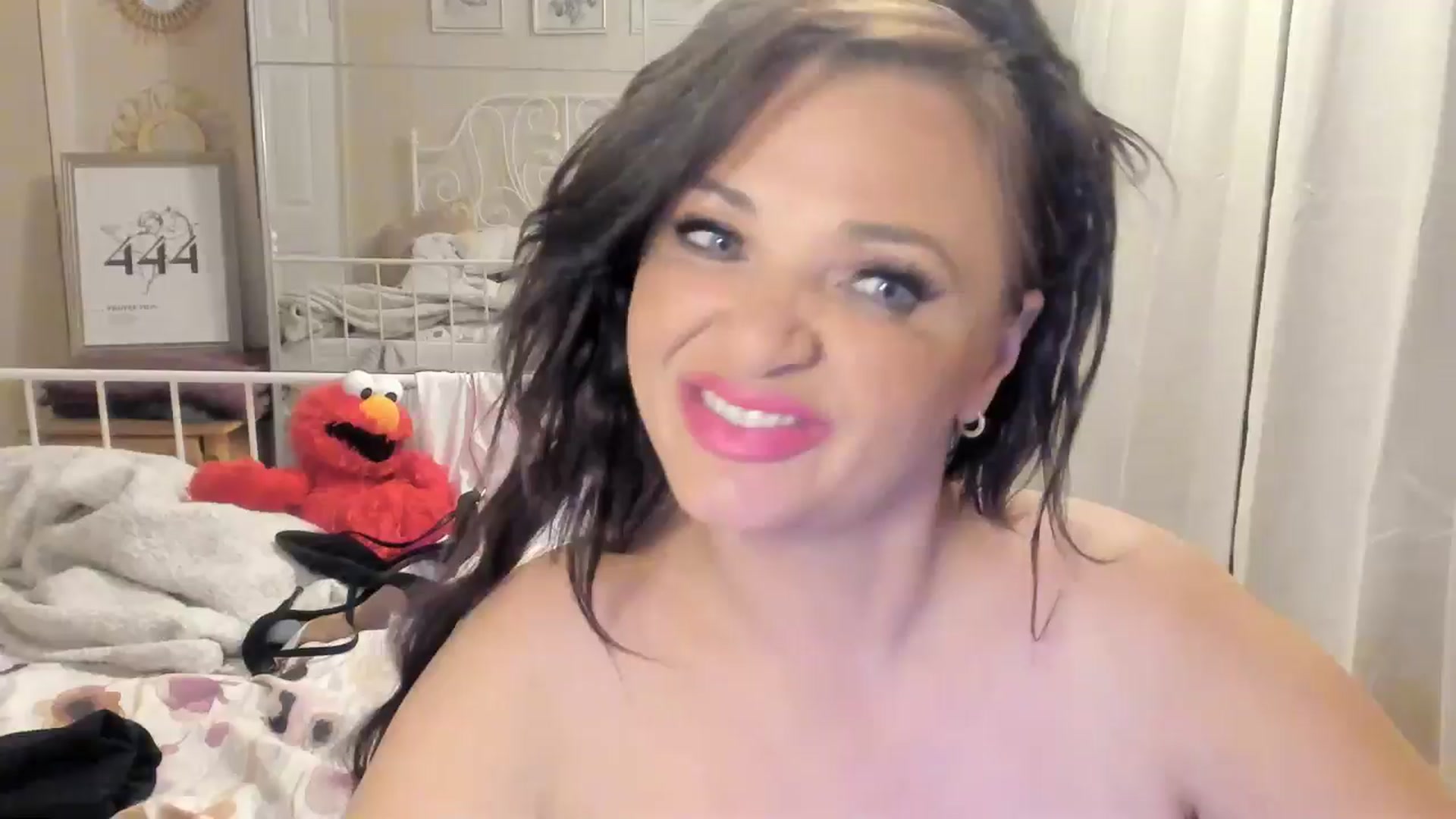 Gallery image thumbnail from Sexychicxxx's myfreecams stream on, 06/09/2024, 21:30 image 5 of 20