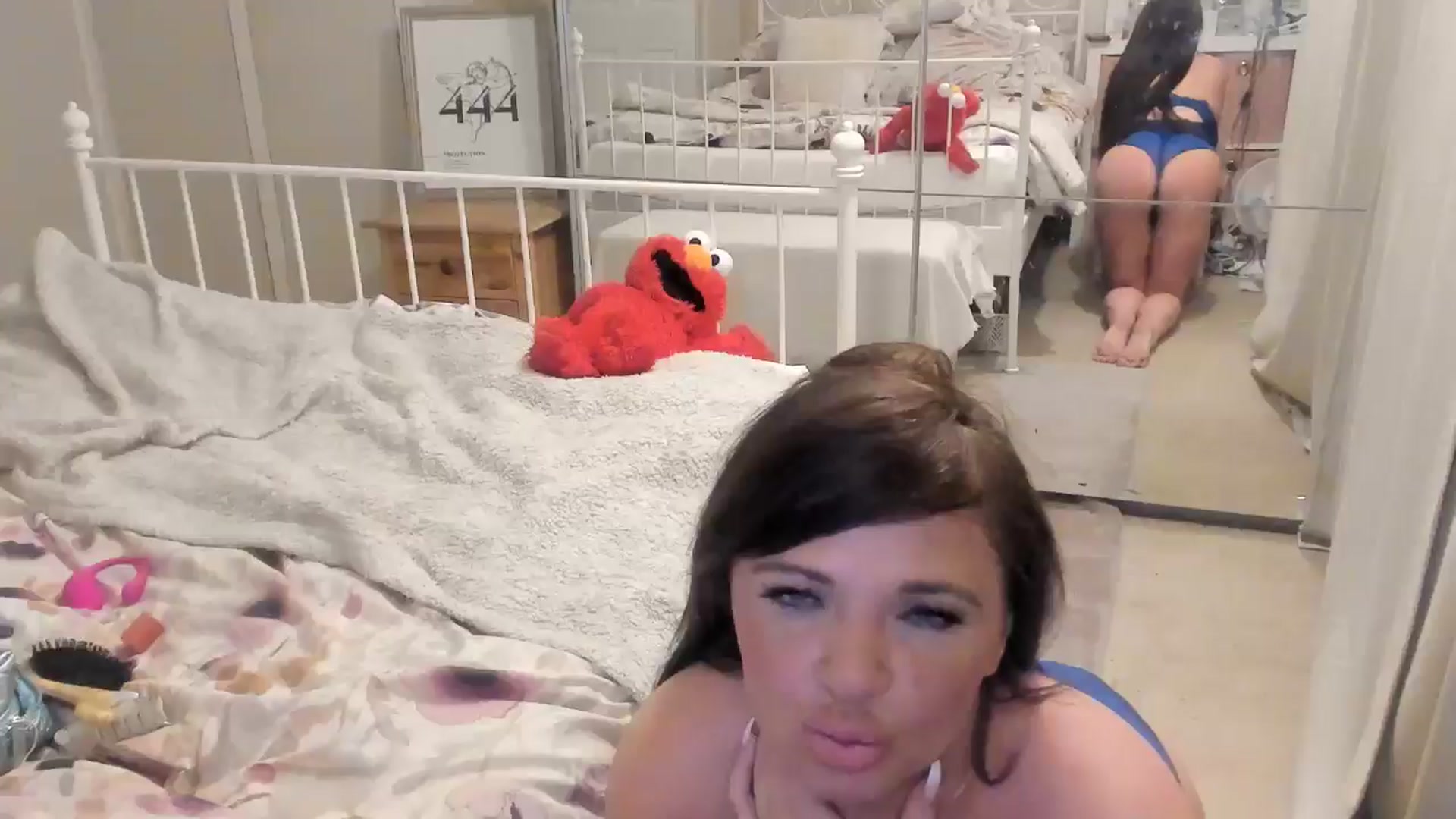 Gallery image thumbnail from Sexychicxxx's myfreecams stream on, 07/04/2024, 21:07 image 2 of 20