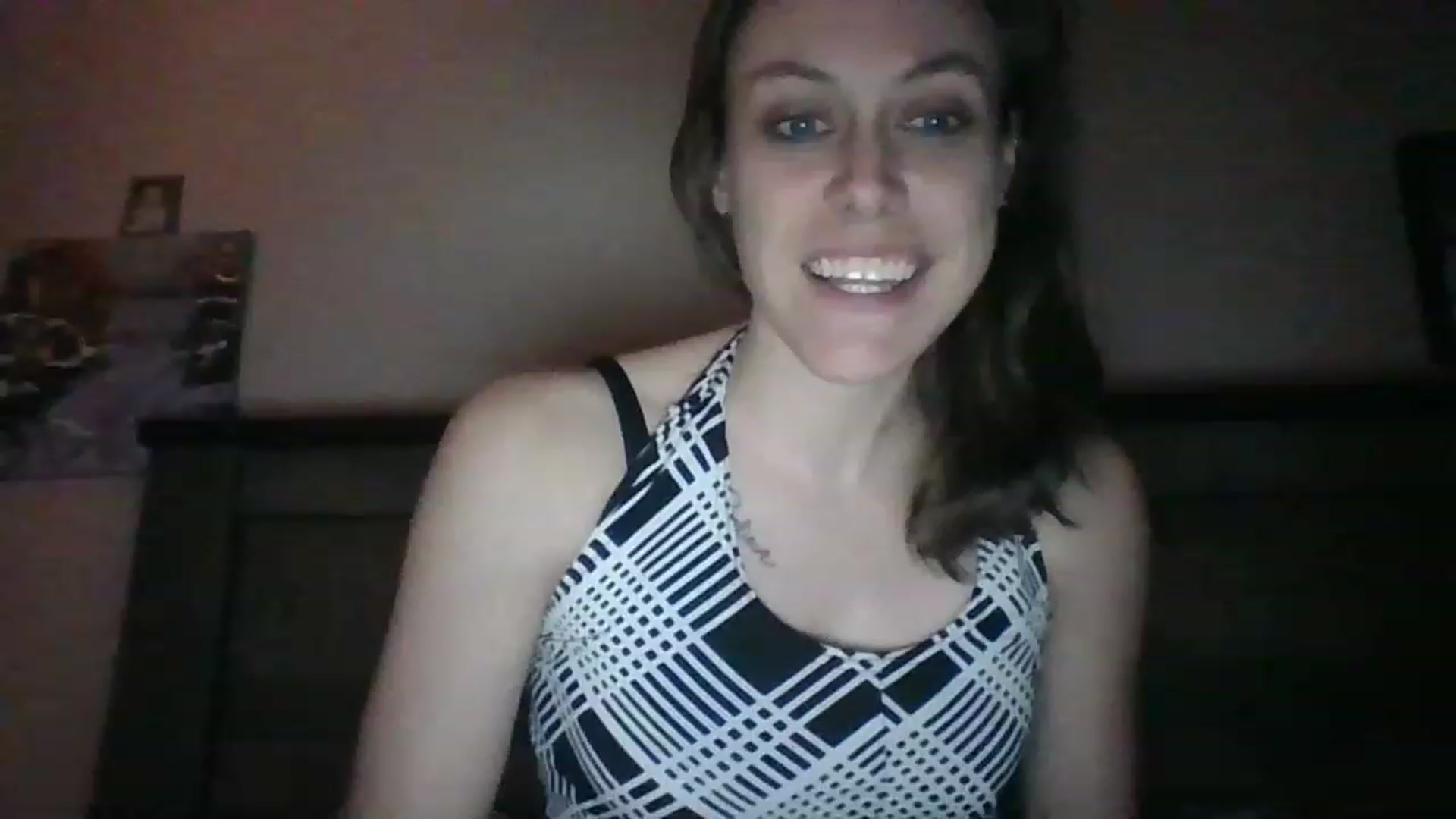 Gallery image thumbnail from Sexyjess5's myfreecams stream on, 11/25/2022, 06:15 image 14 of 20