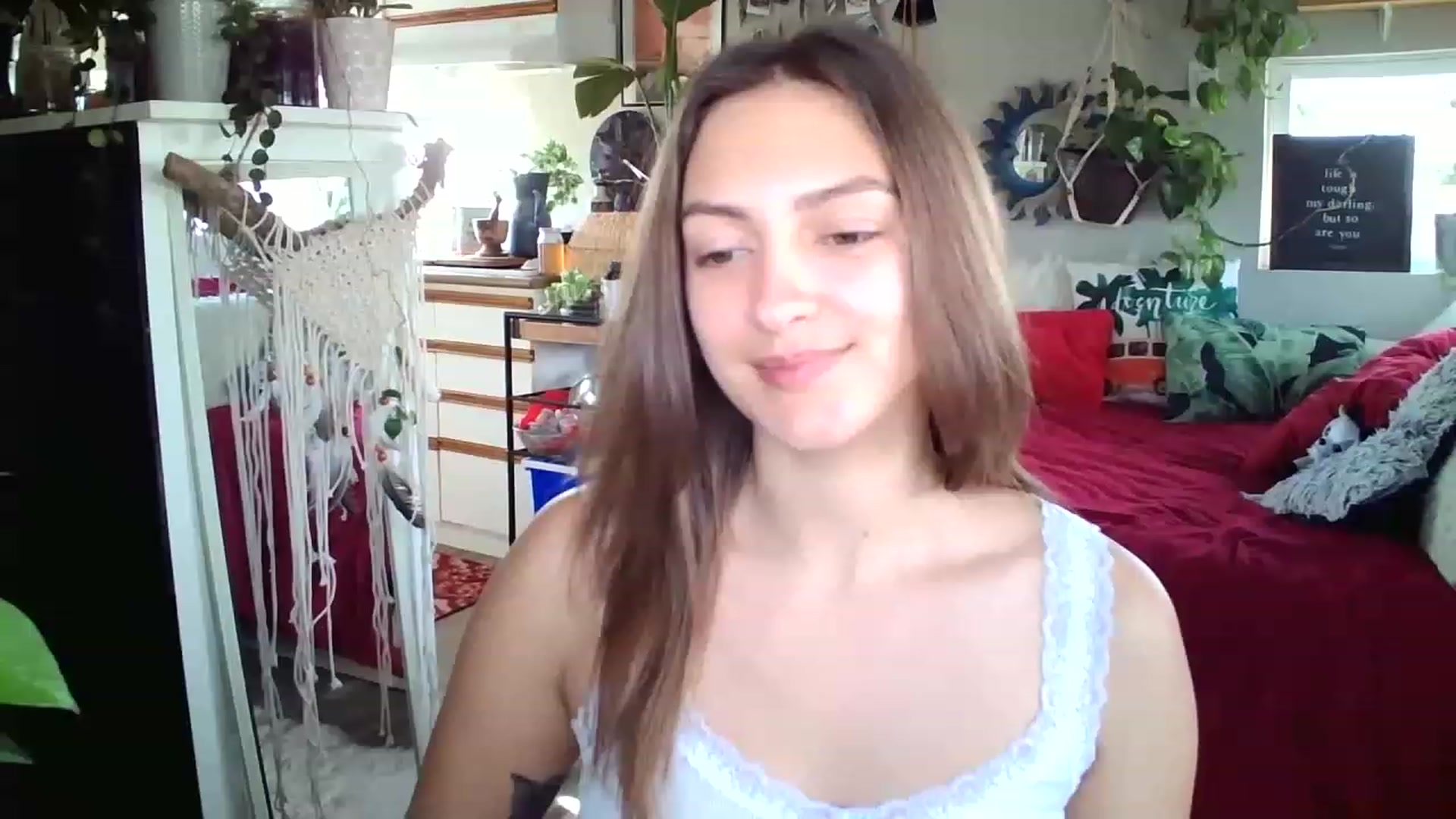 Gallery image thumbnail from Sexylexi211's myfreecams stream on, 11/17/2022, 16:34 image 16 of 20