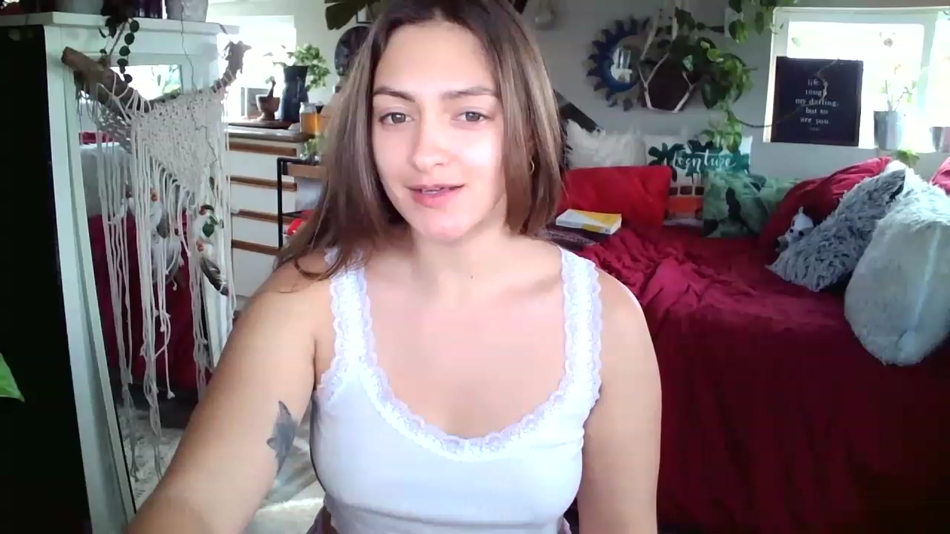 Gallery image thumbnail from Sexylexi211's myfreecams stream on, 11/17/2022, 17:31 image 3 of 20