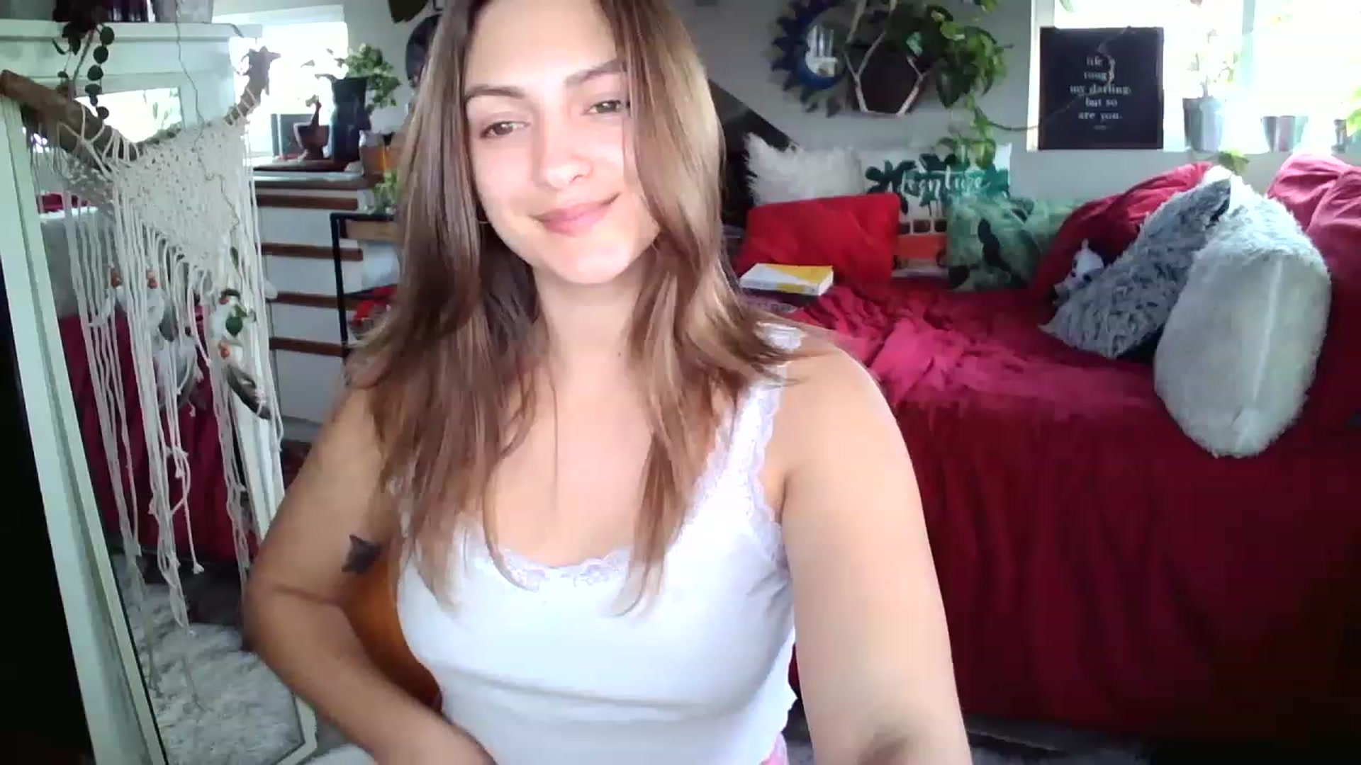 Gallery image thumbnail from Sexylexi211's myfreecams stream on, 11/17/2022, 18:38 image 2 of 20