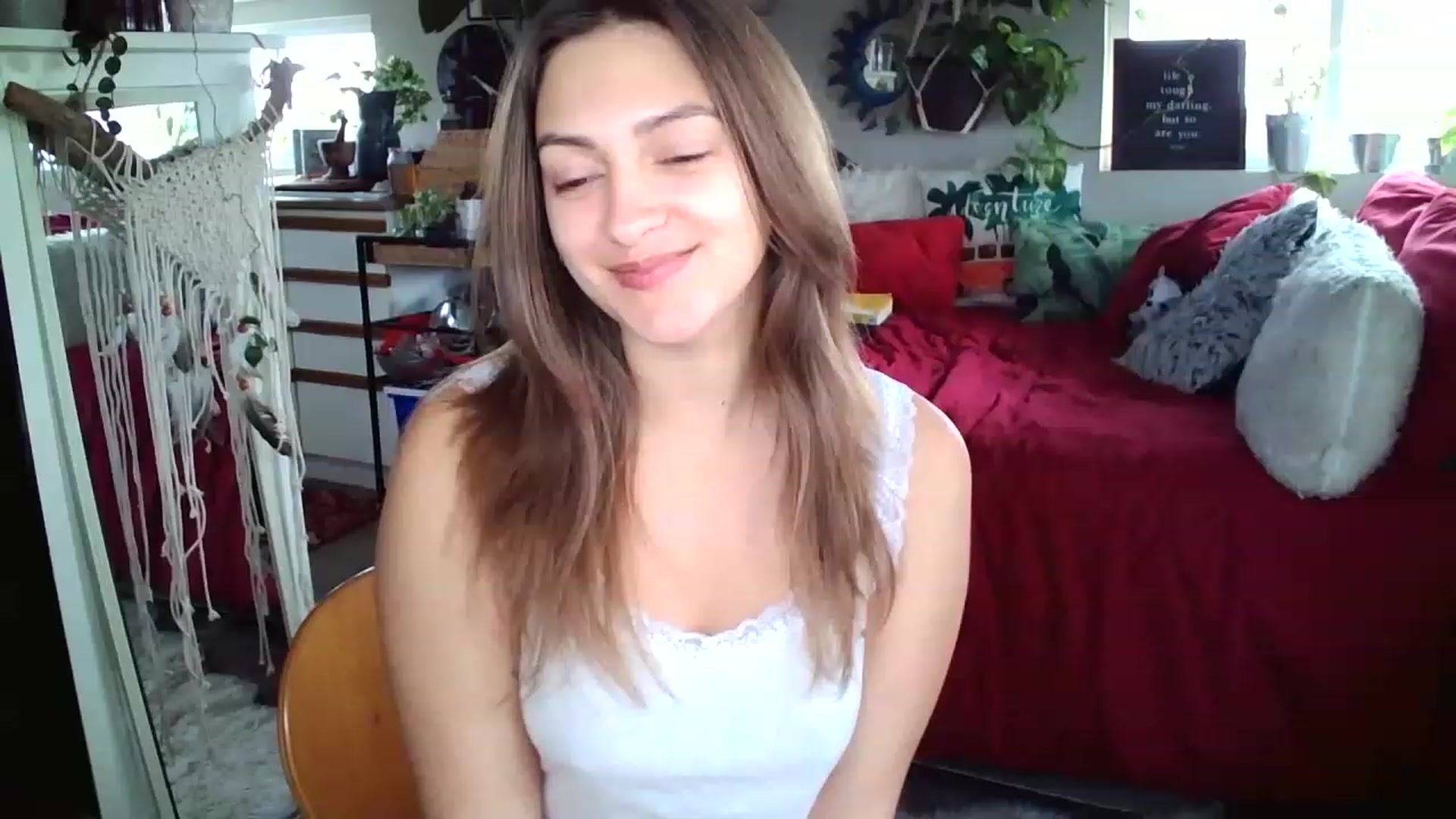 Gallery image thumbnail from Sexylexi211's myfreecams stream on, 11/17/2022, 18:38 image 11 of 20