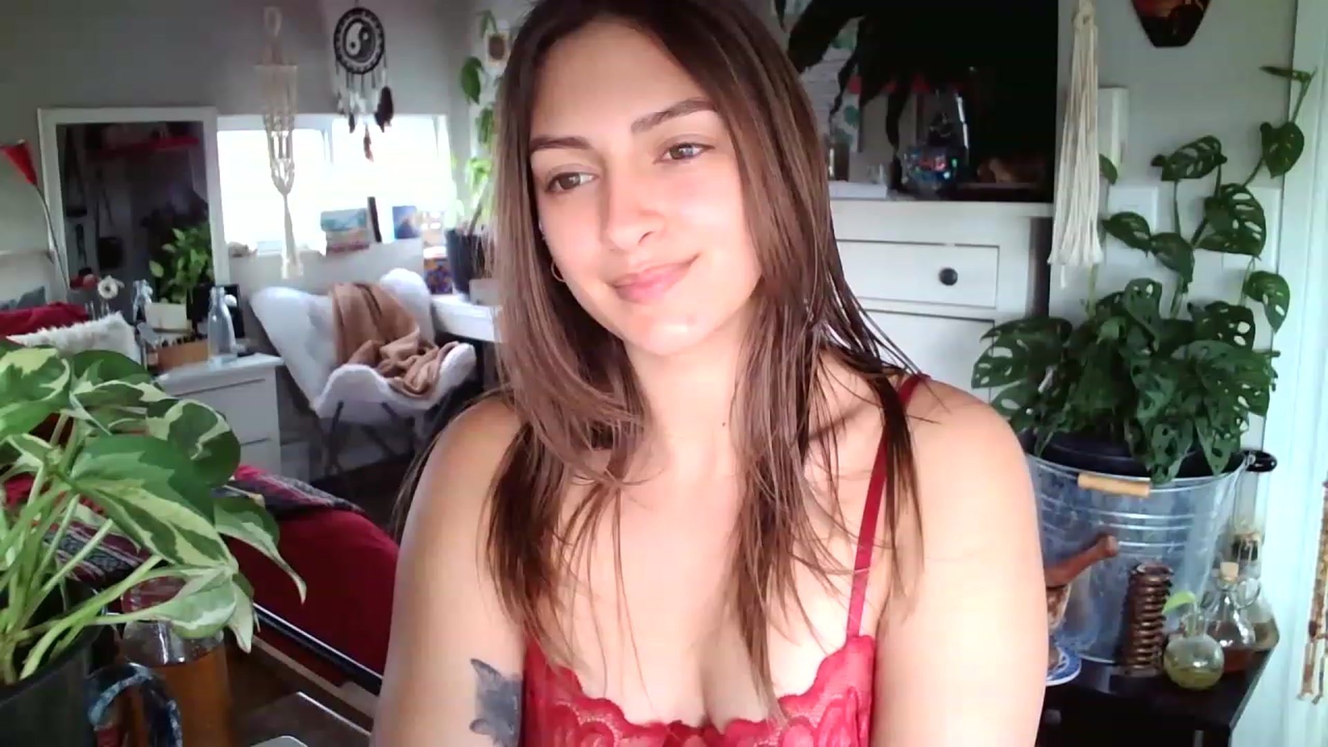 Gallery image thumbnail from Sexylexi211's myfreecams stream on, 11/19/2022, 17:42 image 5 of 20