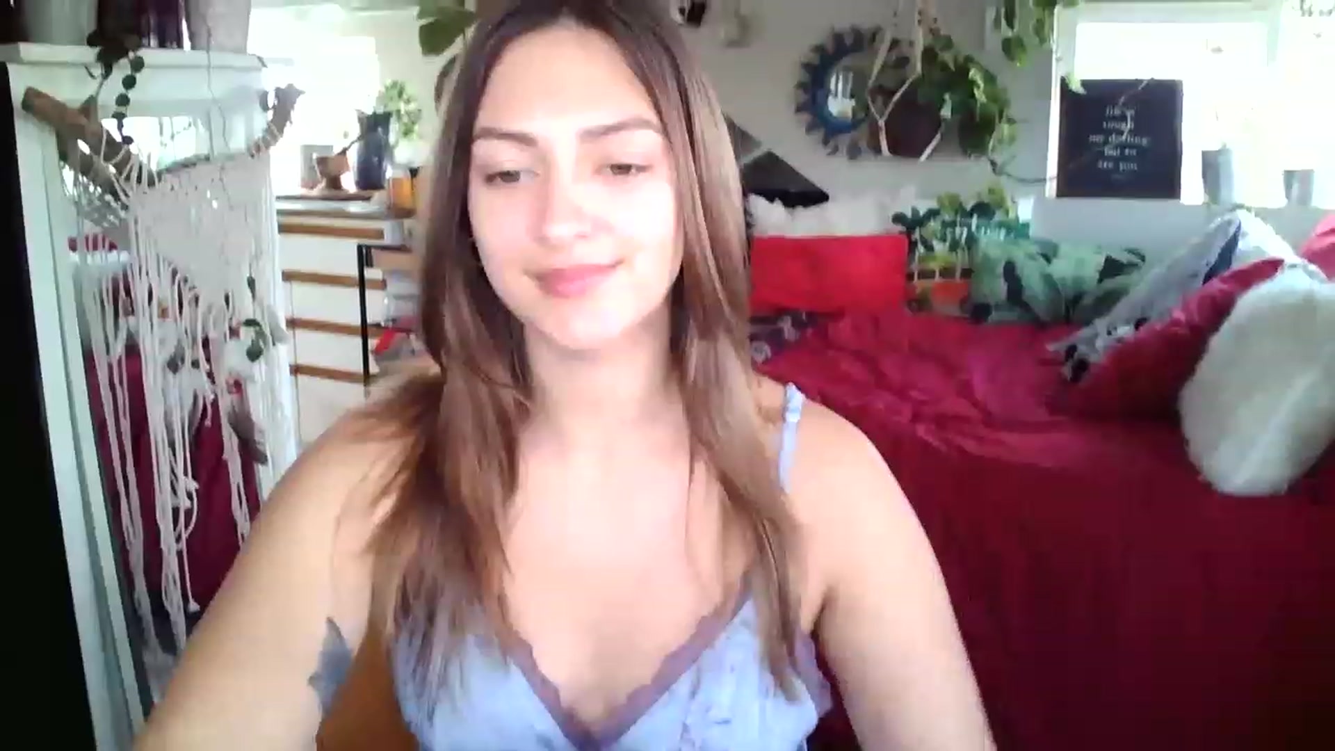 Gallery image thumbnail from Sexylexi211's myfreecams stream on, 11/20/2022, 18:35 image 4 of 20