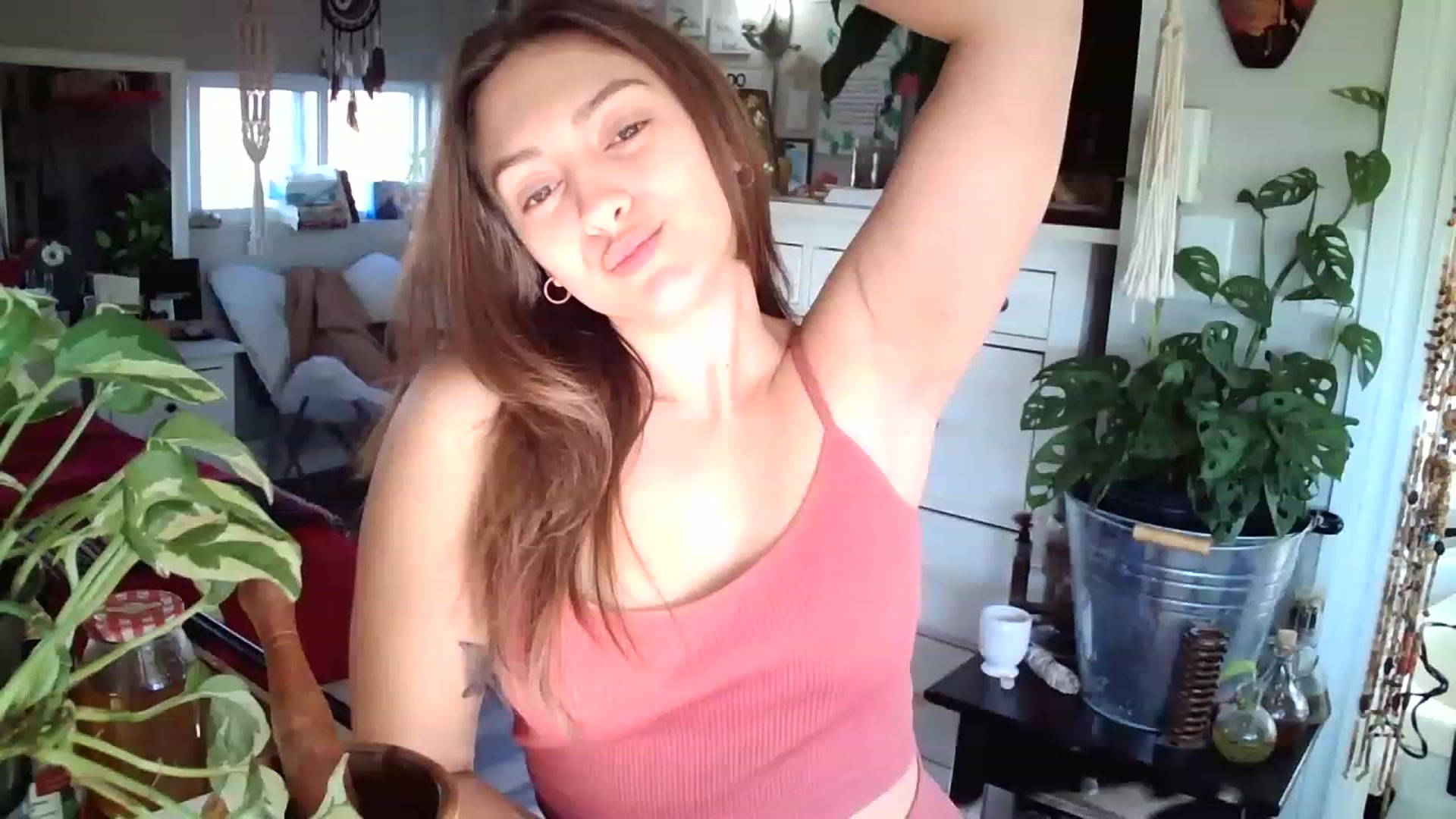 Gallery image thumbnail from Sexylexi211's myfreecams stream on, 11/21/2022, 18:35 image 1 of 20
