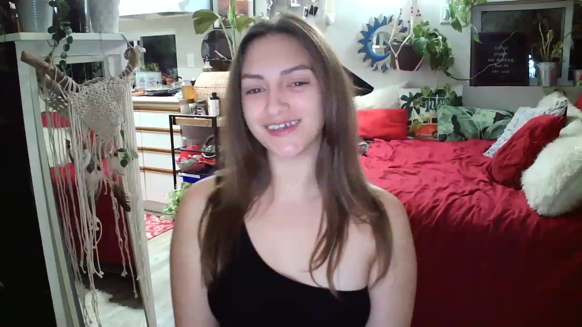 Gallery image thumbnail from Sexylexi211's myfreecams stream on, 11/22/2022, 03:14 image 17 of 20