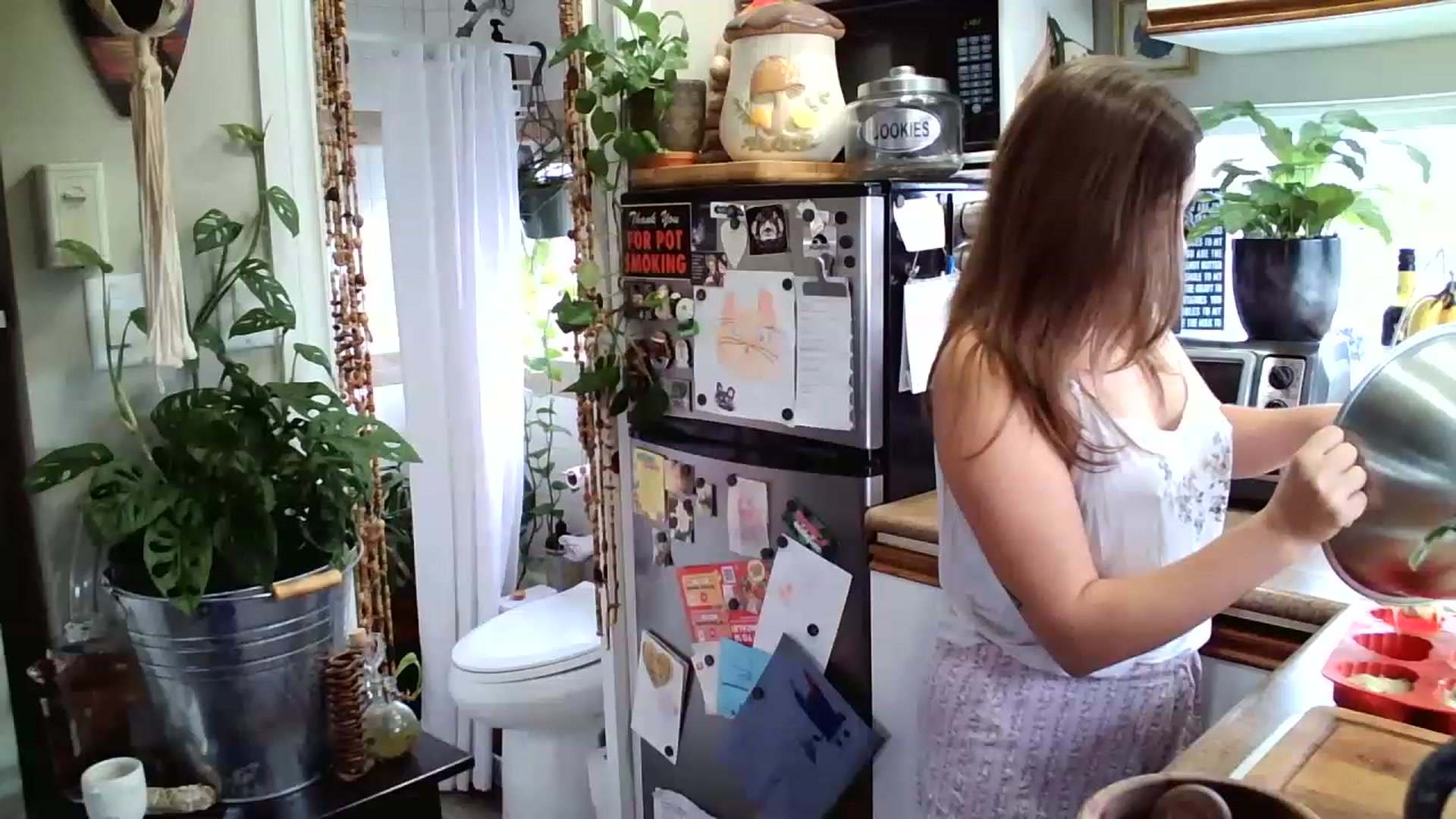 Gallery image thumbnail from Sexylexi211's myfreecams stream on, 11/22/2022, 16:38 image 8 of 20