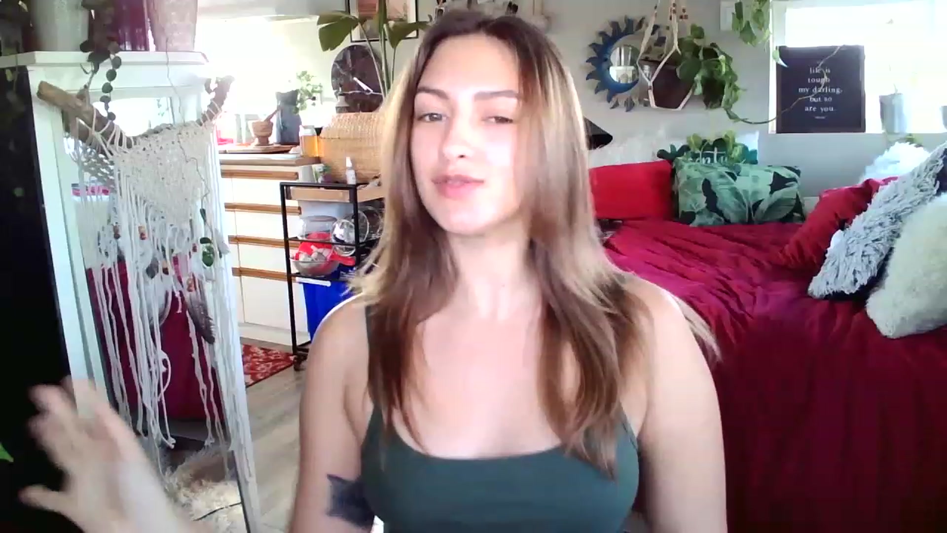 Gallery image thumbnail from Sexylexi211's myfreecams stream on, 11/23/2022, 16:58 image 19 of 20