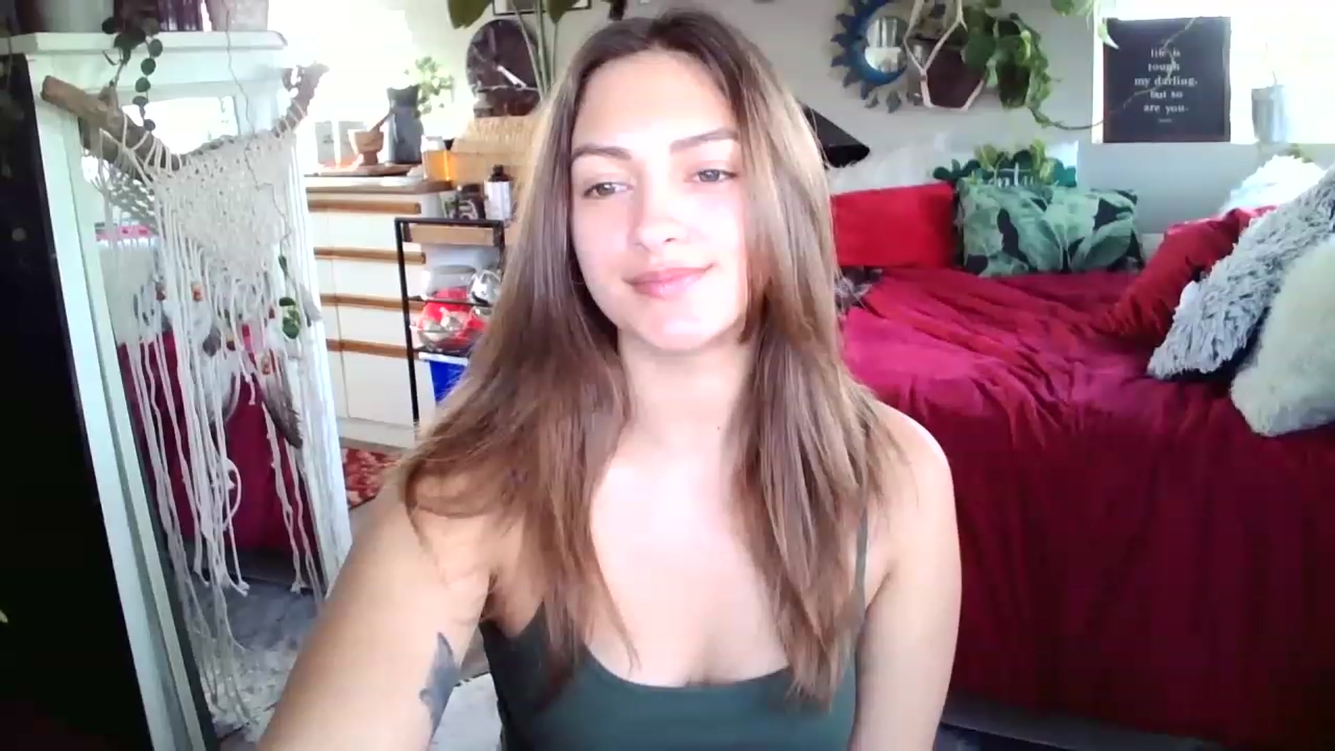 Gallery image thumbnail from Sexylexi211's myfreecams stream on, 11/23/2022, 16:58 image 5 of 20