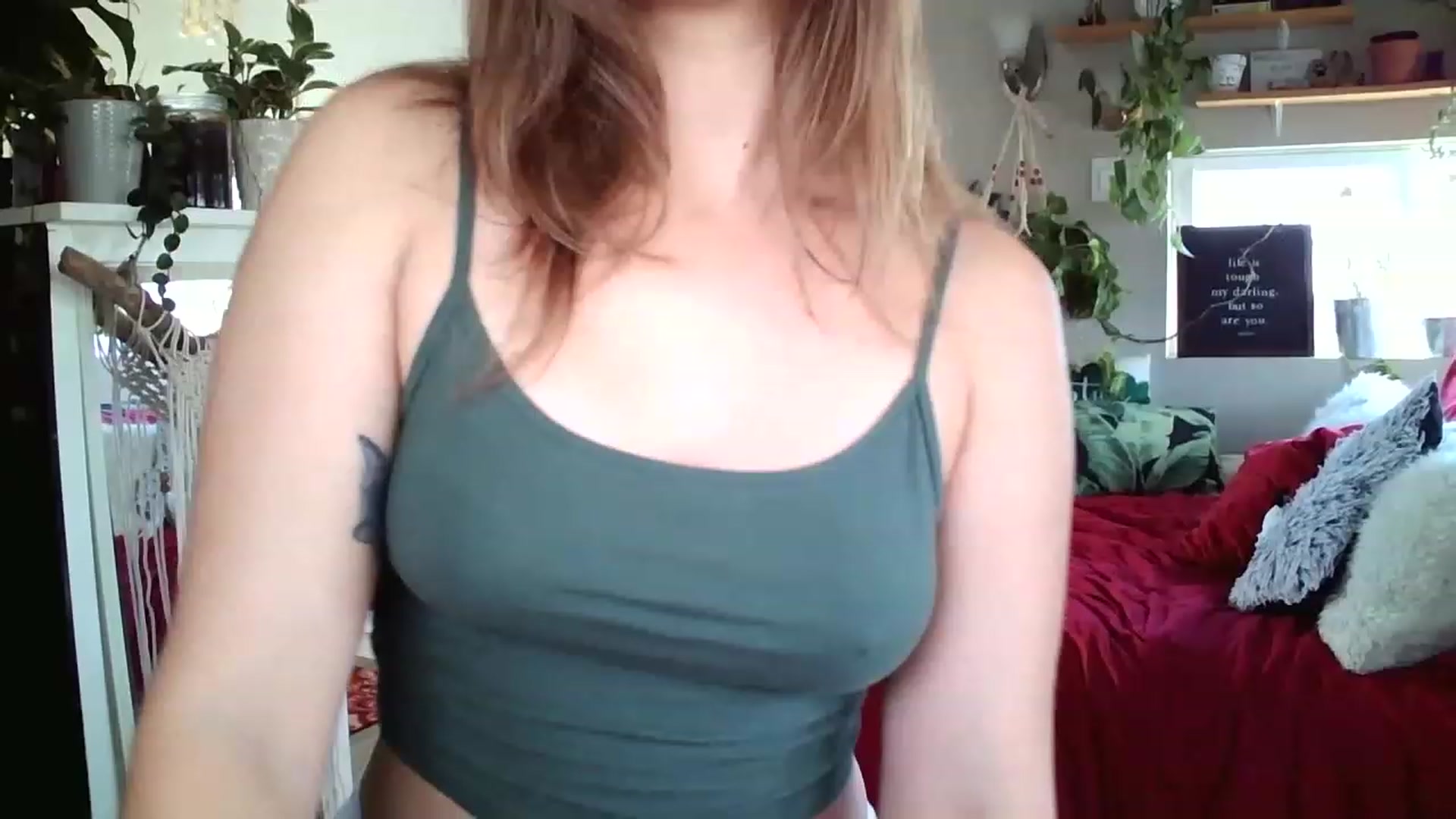 Gallery image thumbnail from Sexylexi211's myfreecams stream on, 11/23/2022, 17:46 image 7 of 20