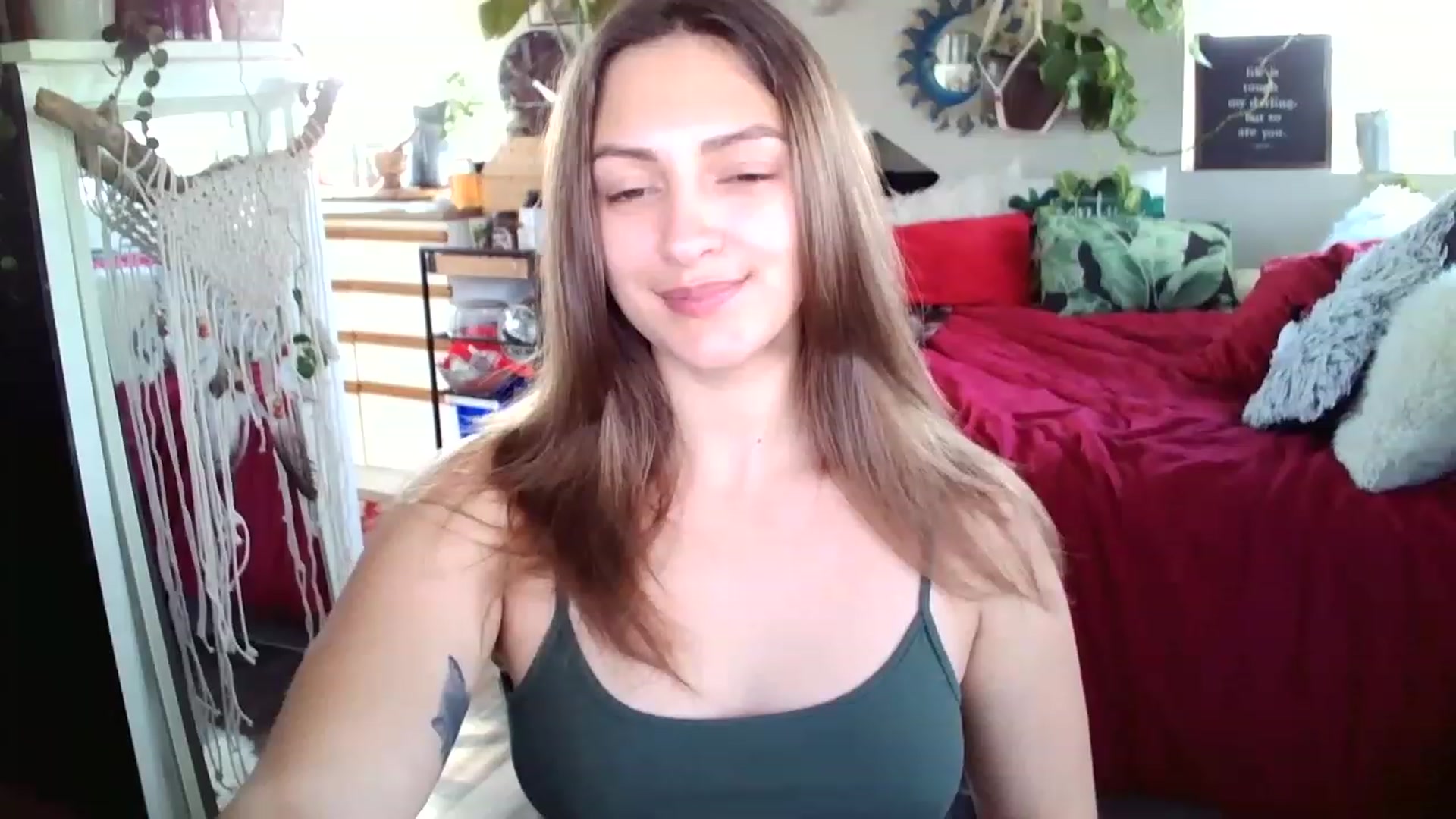 Gallery image thumbnail from Sexylexi211's myfreecams stream on, 11/23/2022, 18:10 image 9 of 20