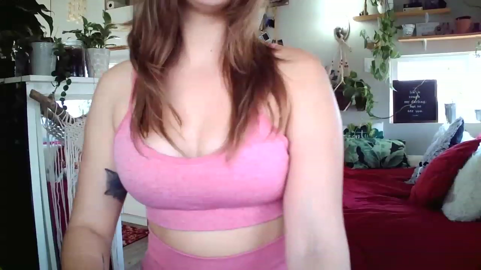 Gallery image thumbnail from Sexylexi211's myfreecams stream on, 11/24/2022, 18:52 image 15 of 20