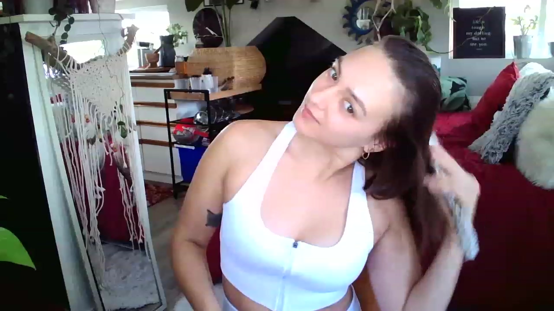 Gallery image thumbnail from Sexylexi211's myfreecams stream on, 11/25/2022, 16:03 image 6 of 20