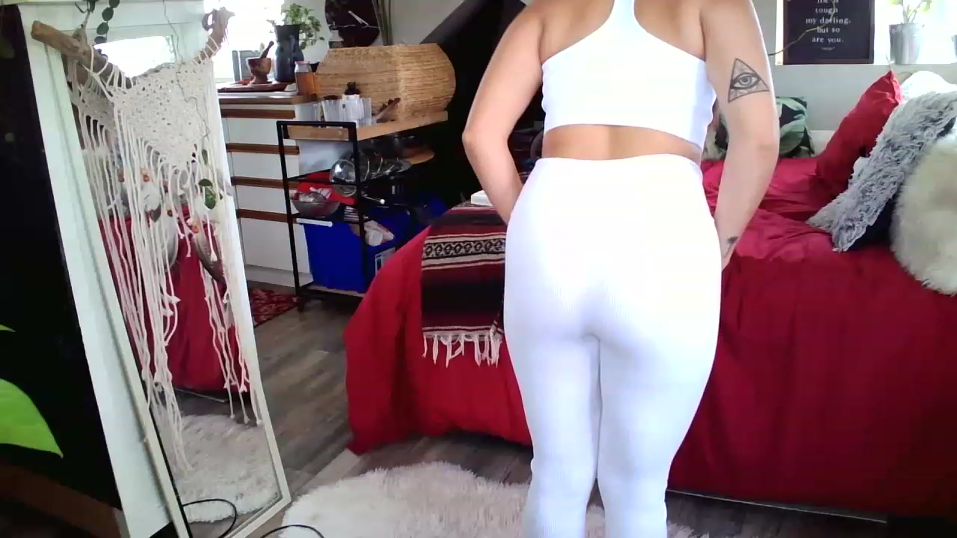 Gallery image thumbnail from Sexylexi211's myfreecams stream on, 12/01/2022, 08:10 image 11 of 20