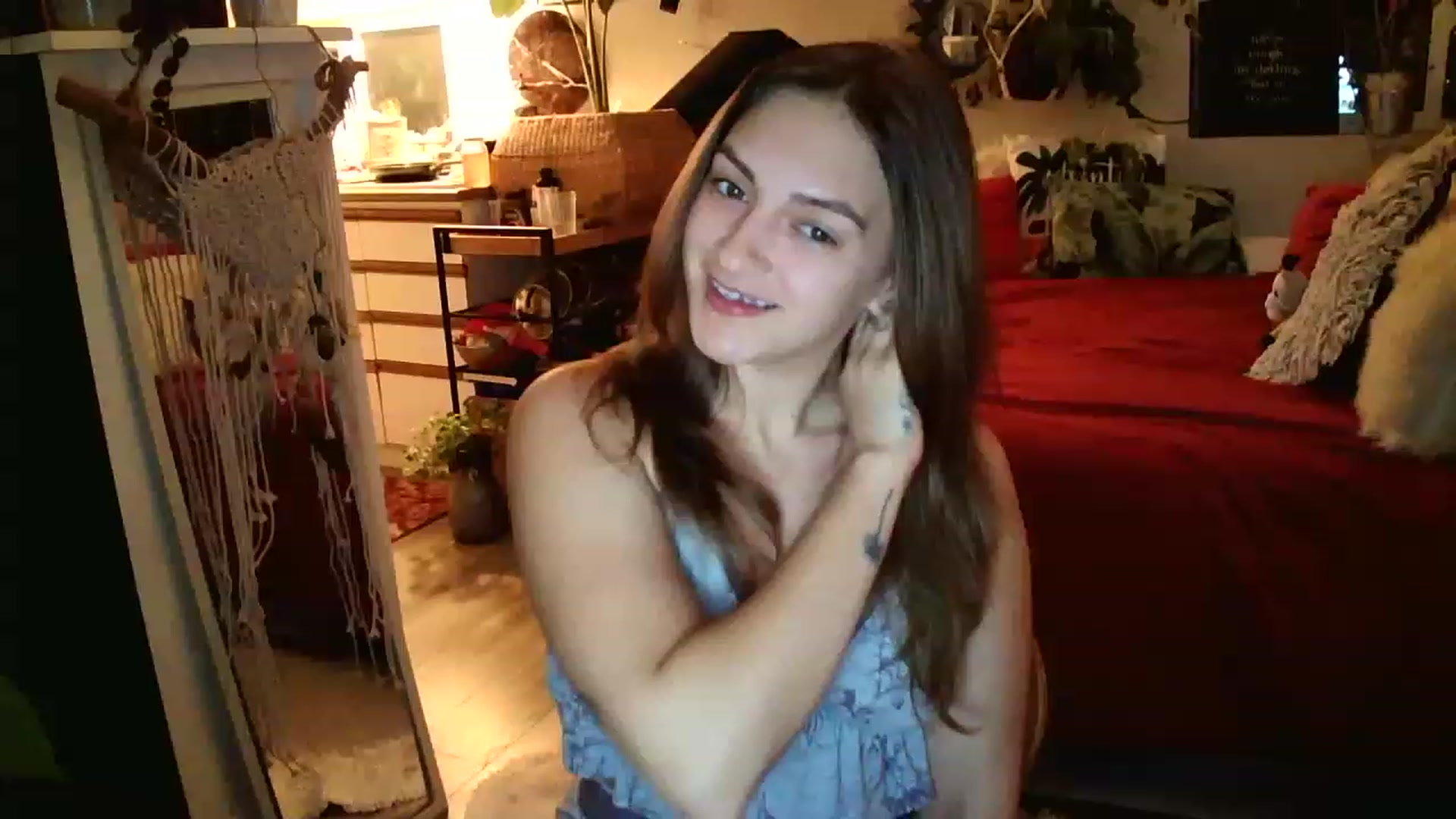 Gallery image thumbnail from Sexylexi211's myfreecams stream on, 11/26/2022, 05:38 image 2 of 20